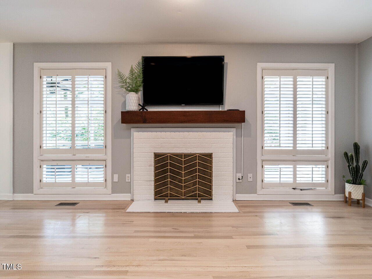 3205 Dell Drive