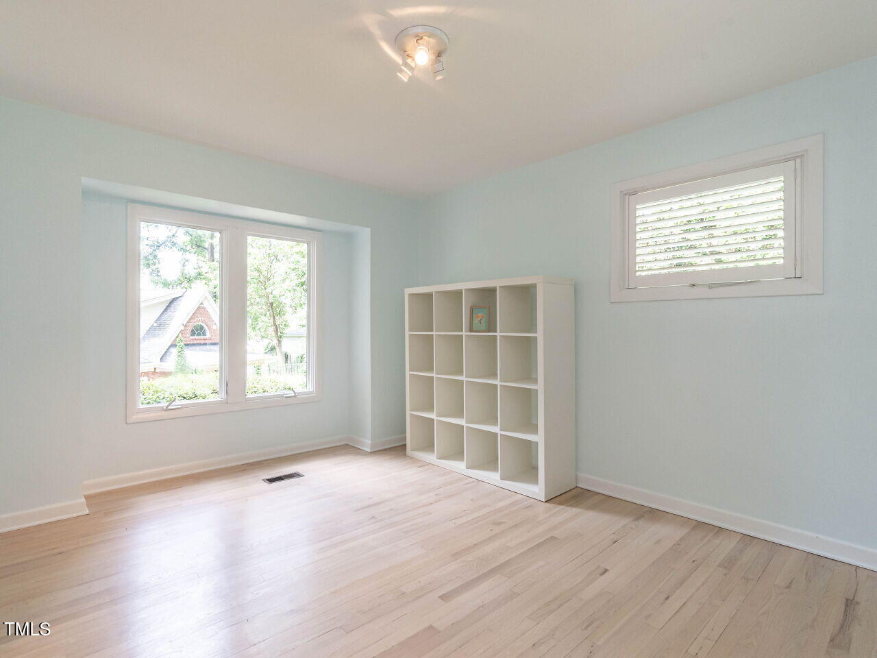 3205 Dell Drive
