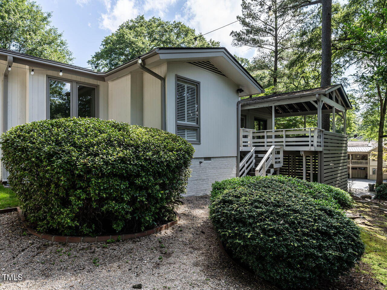 3205 Dell Drive