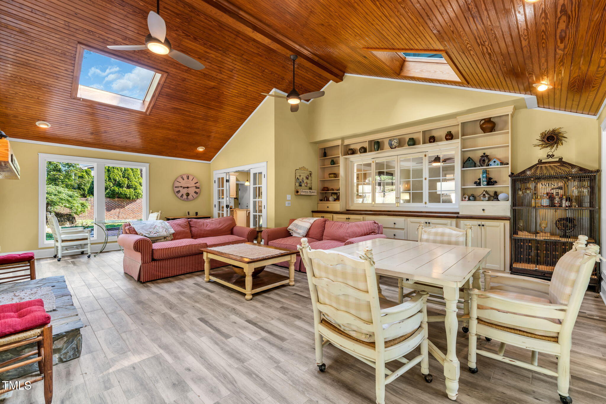 9009 Hometown Drive