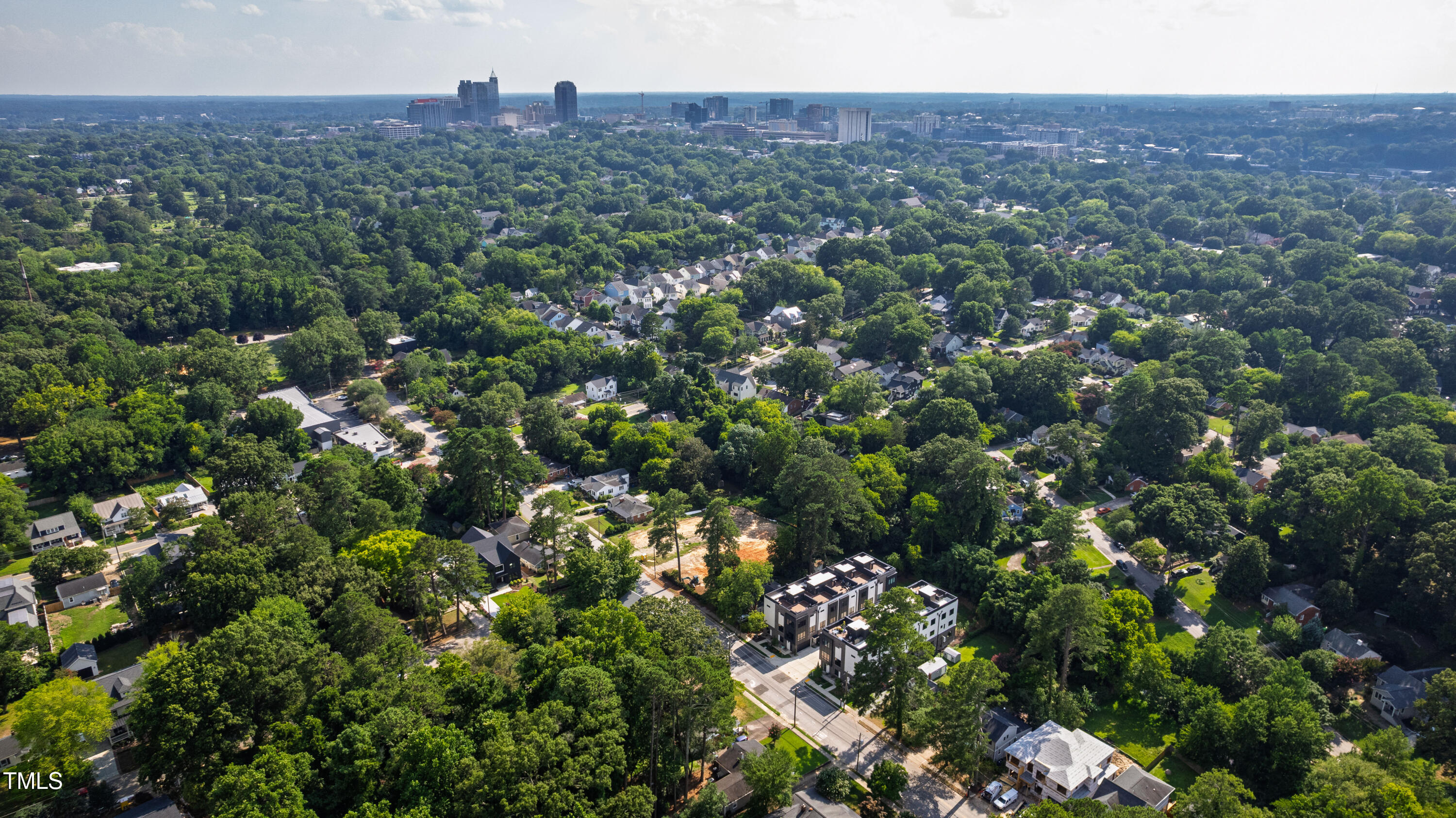 511 Edgecreek Court