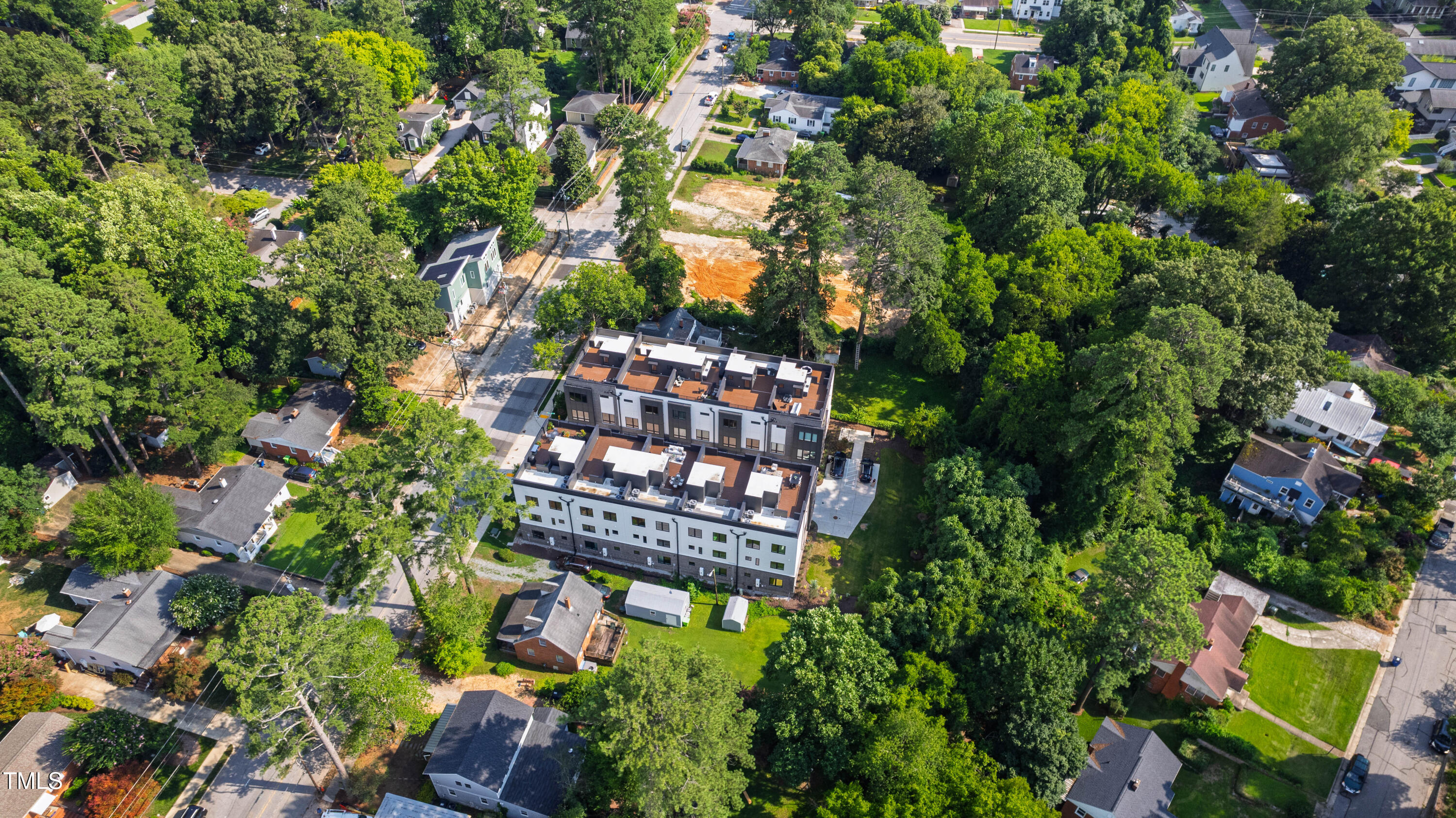 511 Edgecreek Court