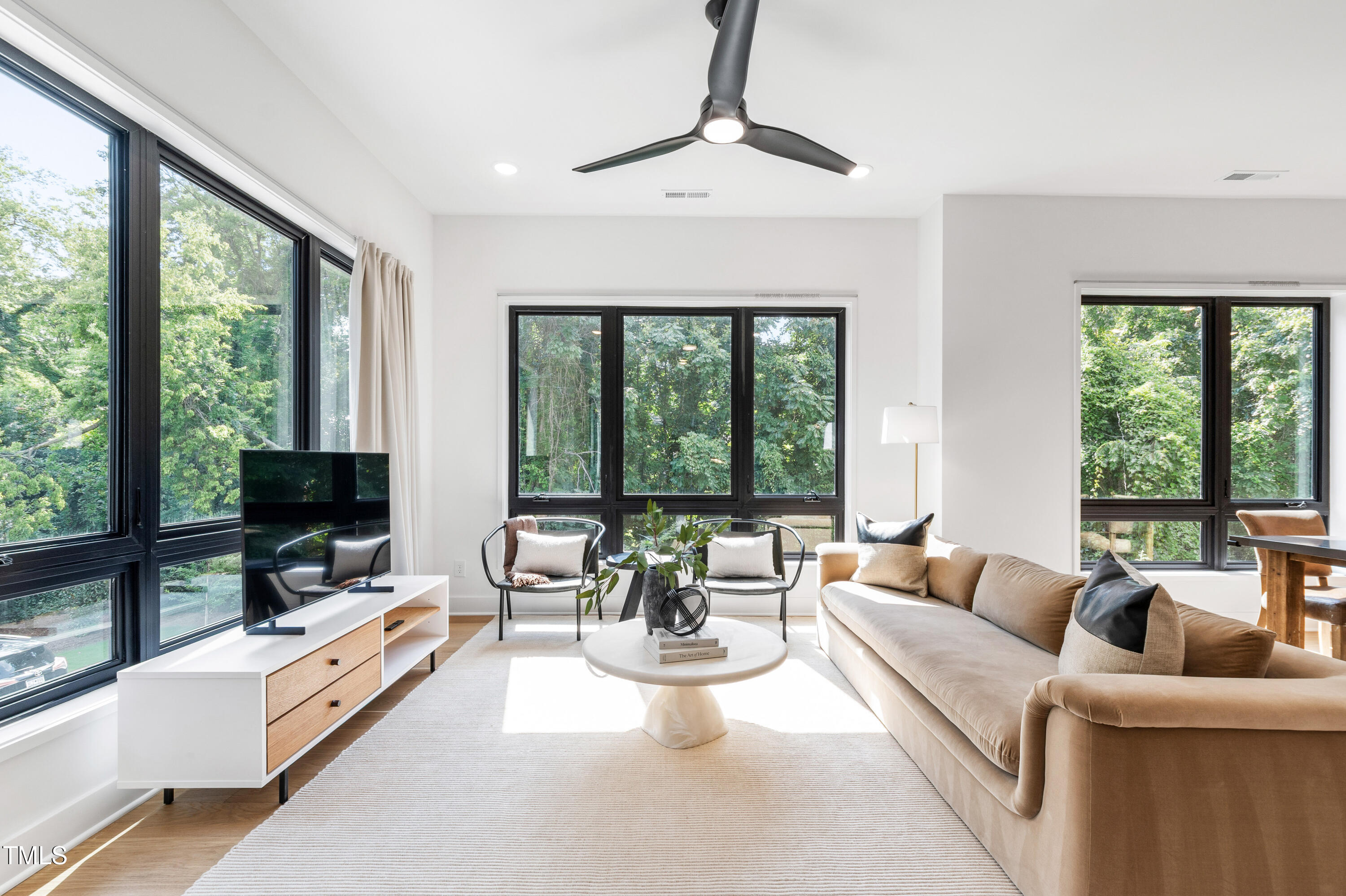 511 Edgecreek Court