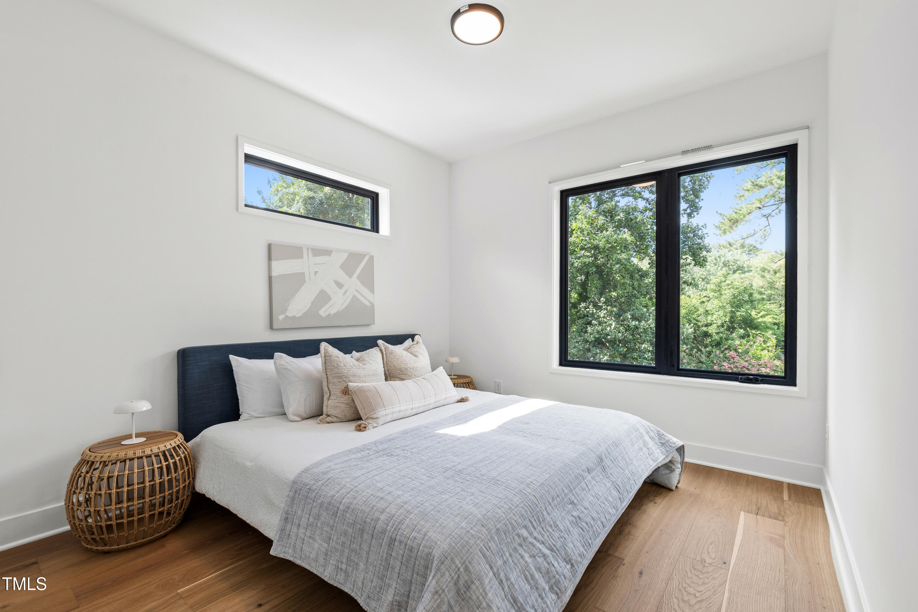 511 Edgecreek Court