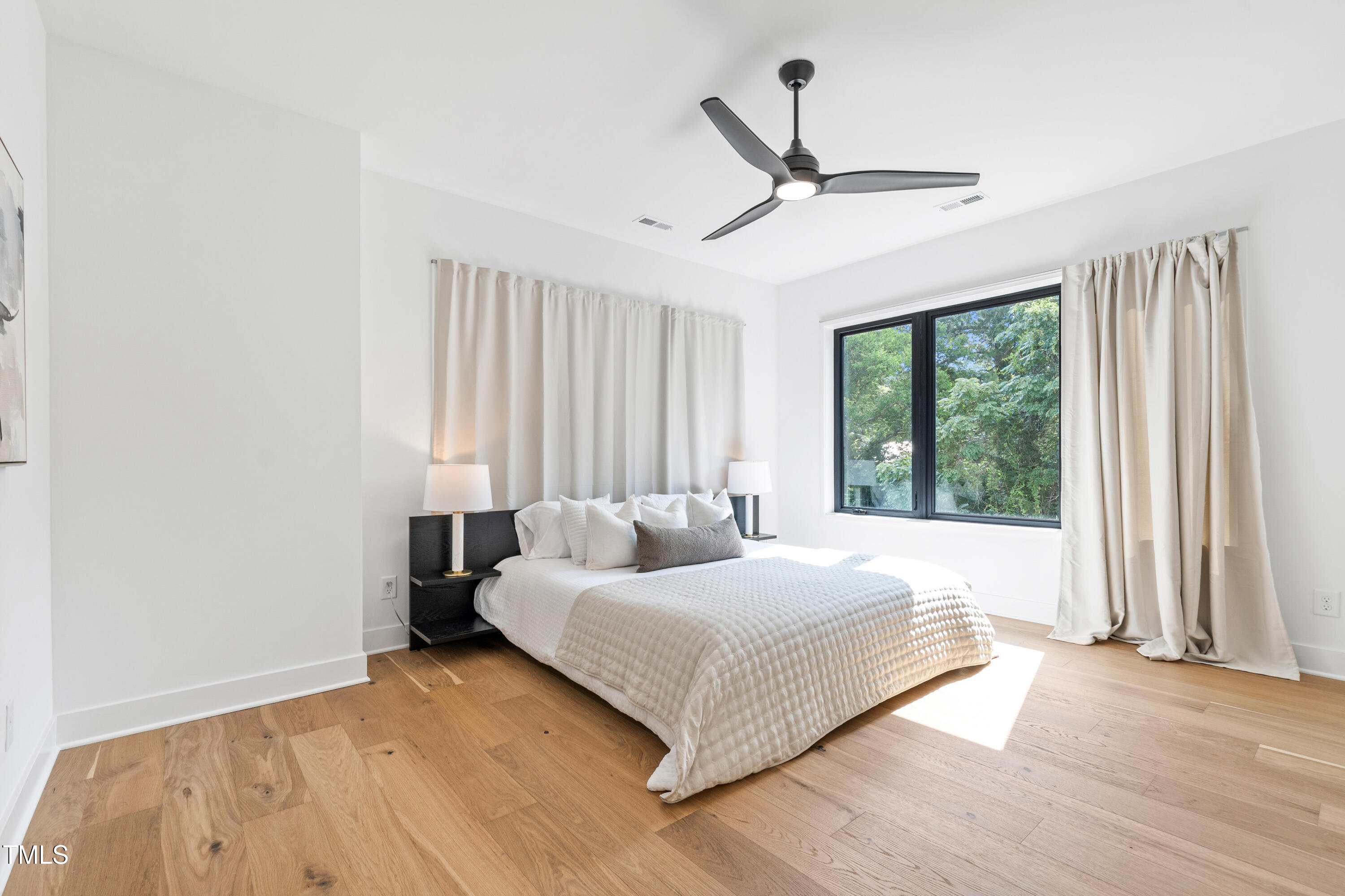 511 Edgecreek Court