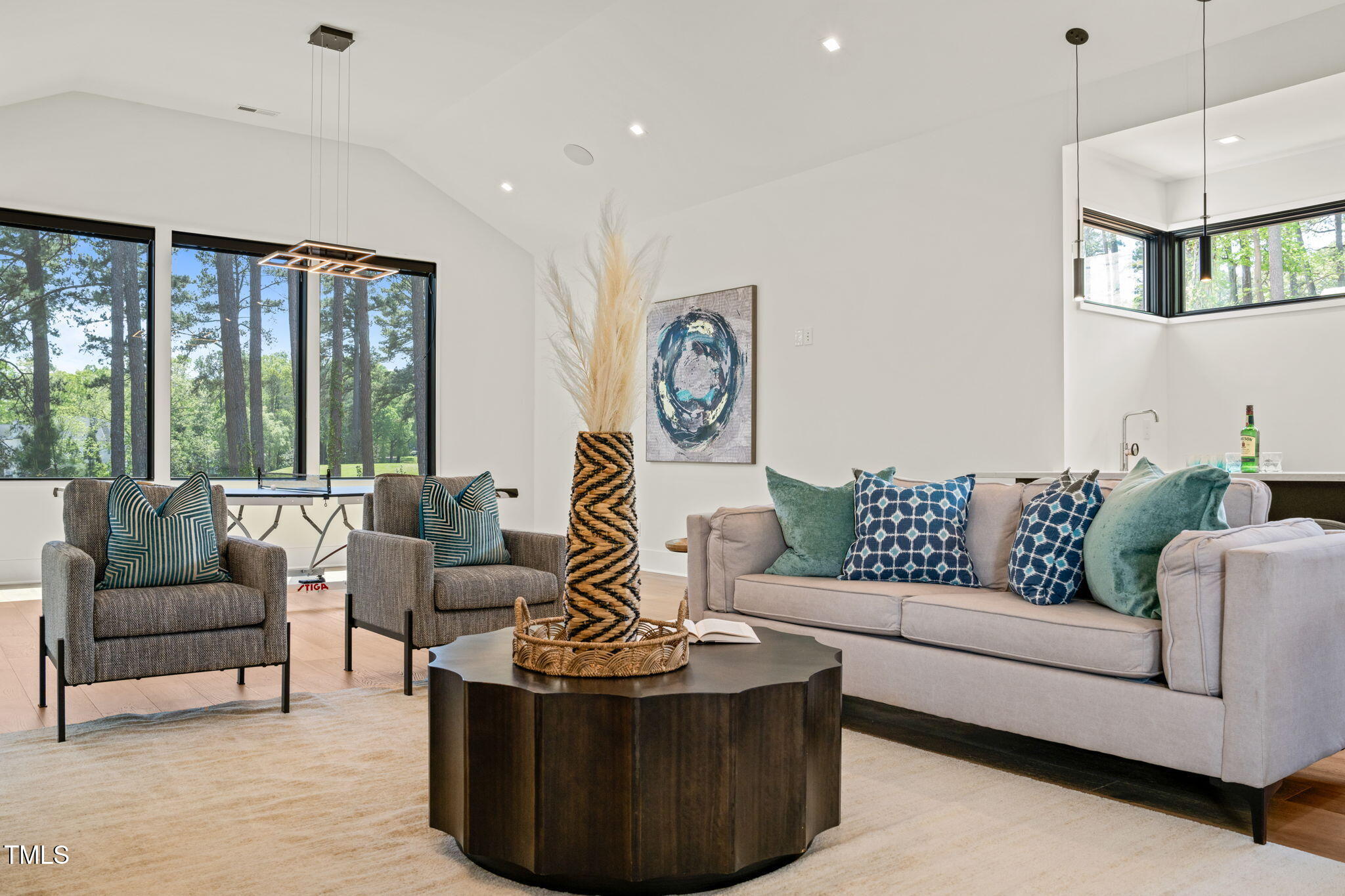 1616 Hunting Ridge Road