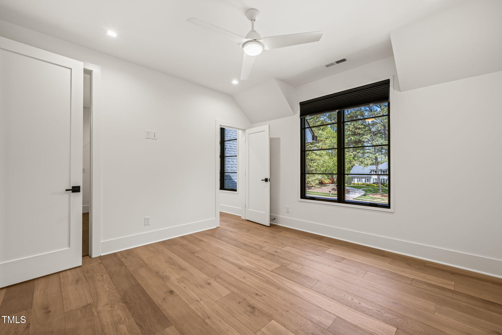 1616 Hunting Ridge Road