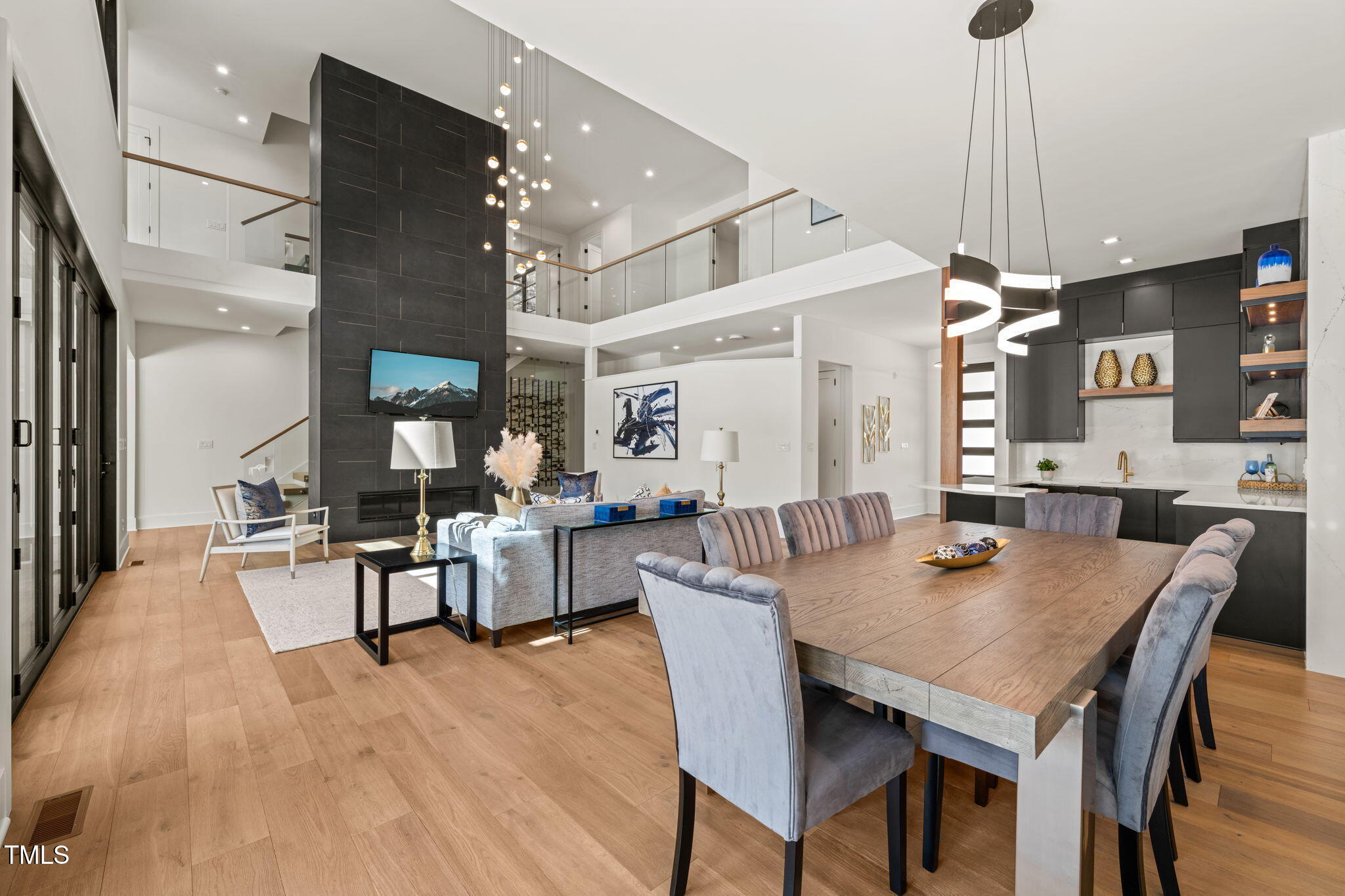 1616 Hunting Ridge Road