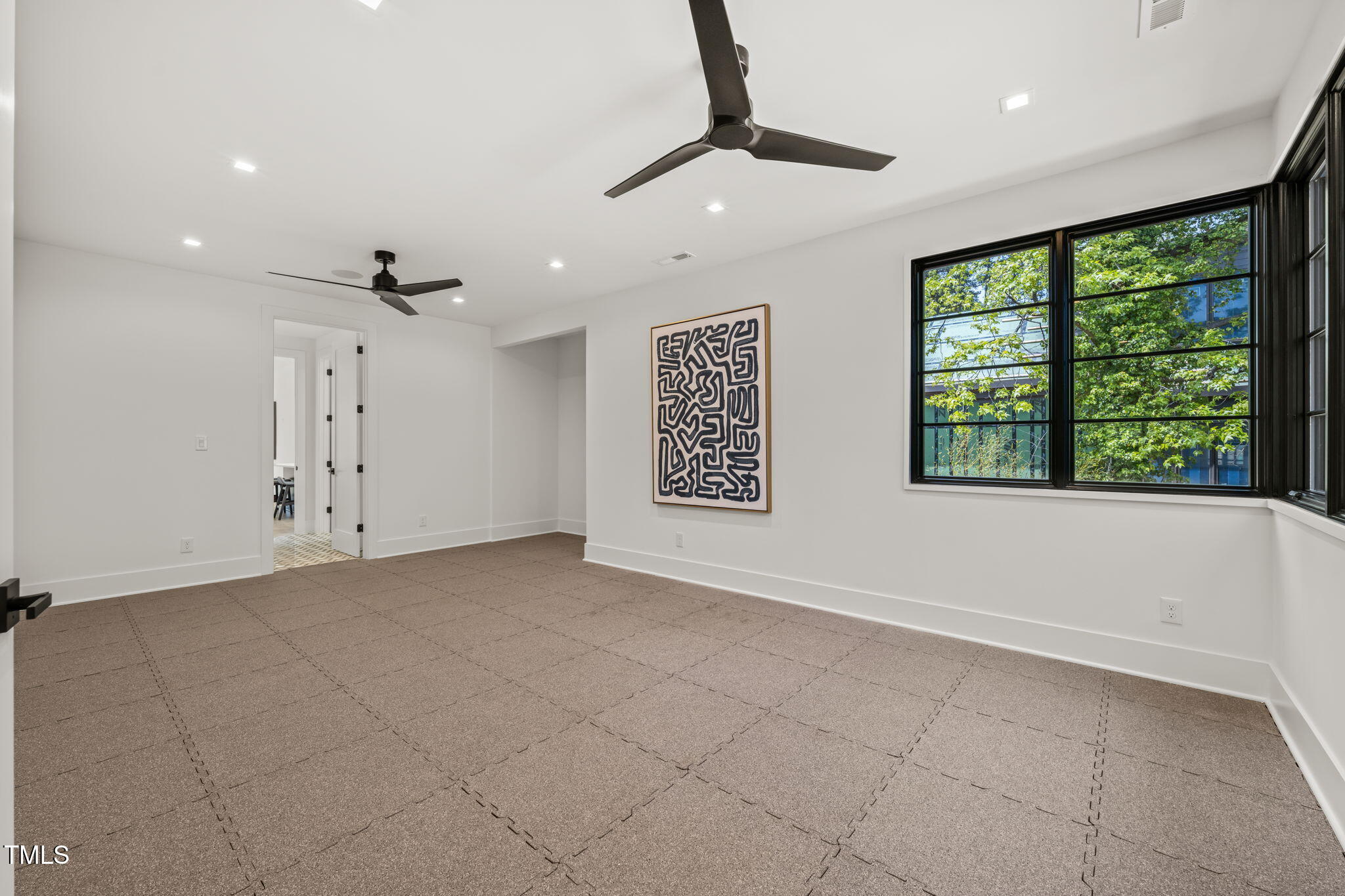 1616 Hunting Ridge Road