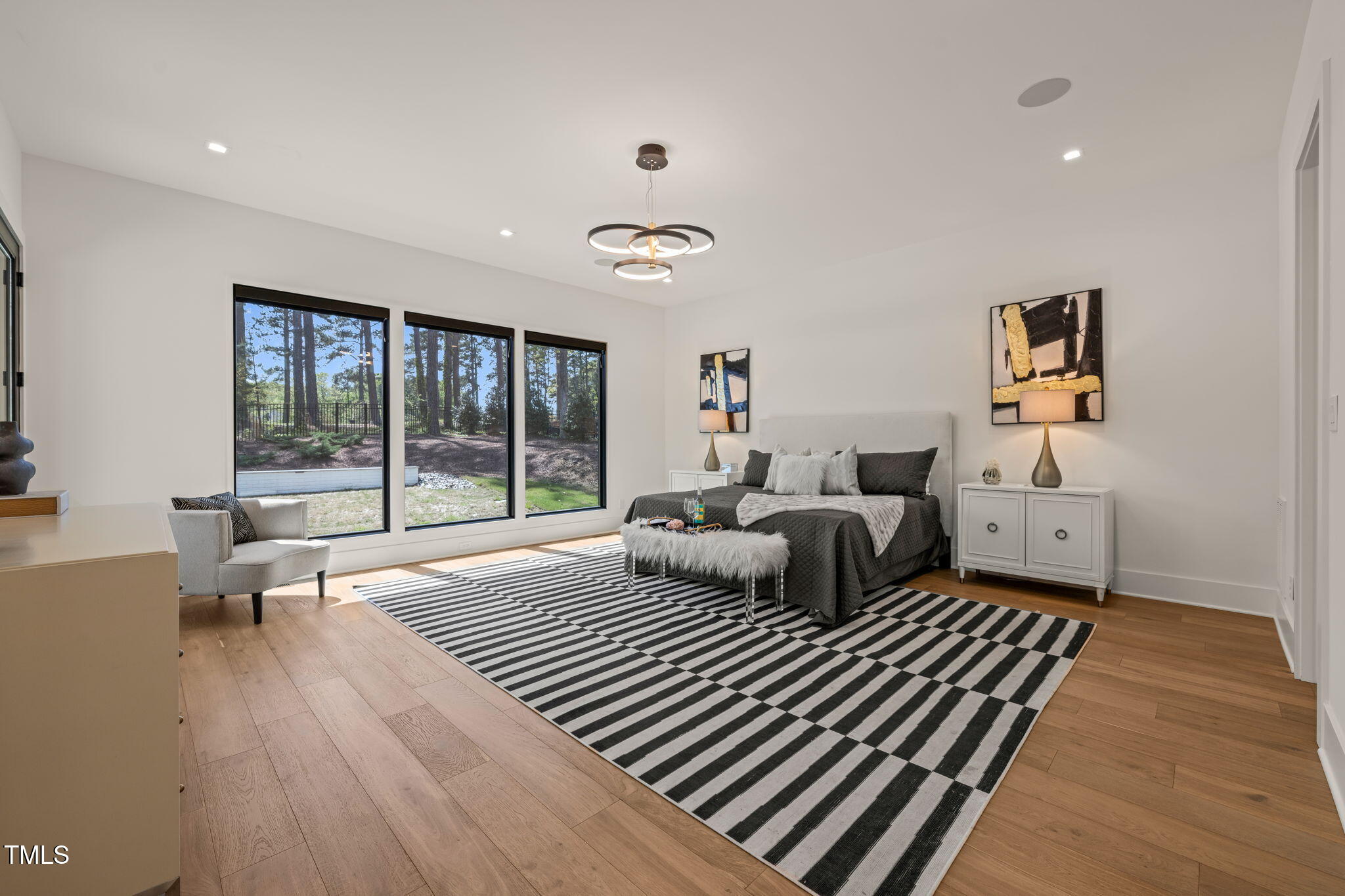 1616 Hunting Ridge Road