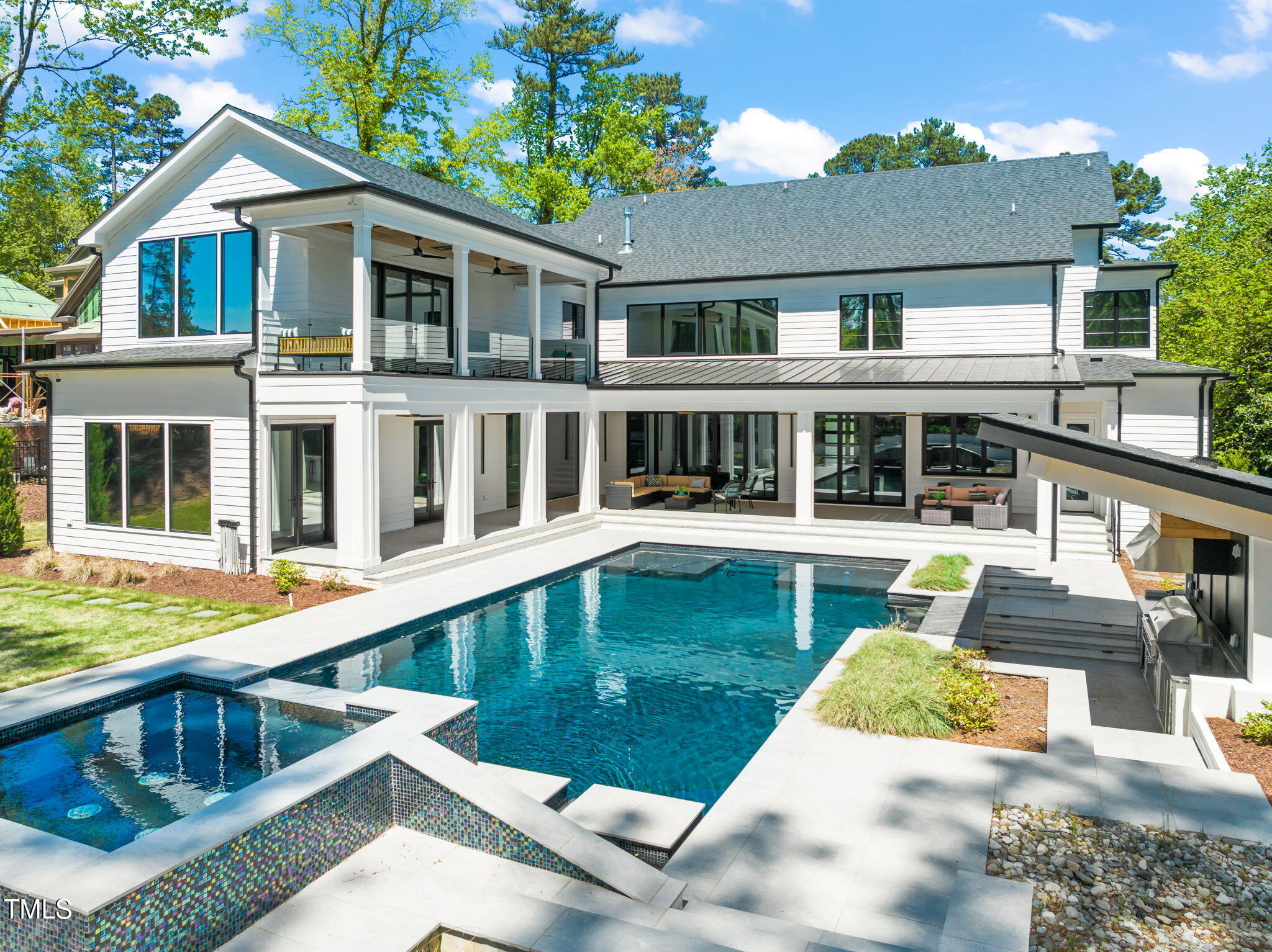 1616 Hunting Ridge Road