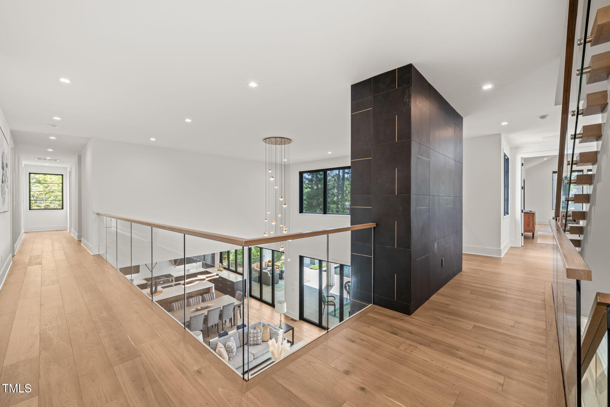 1616 Hunting Ridge Road