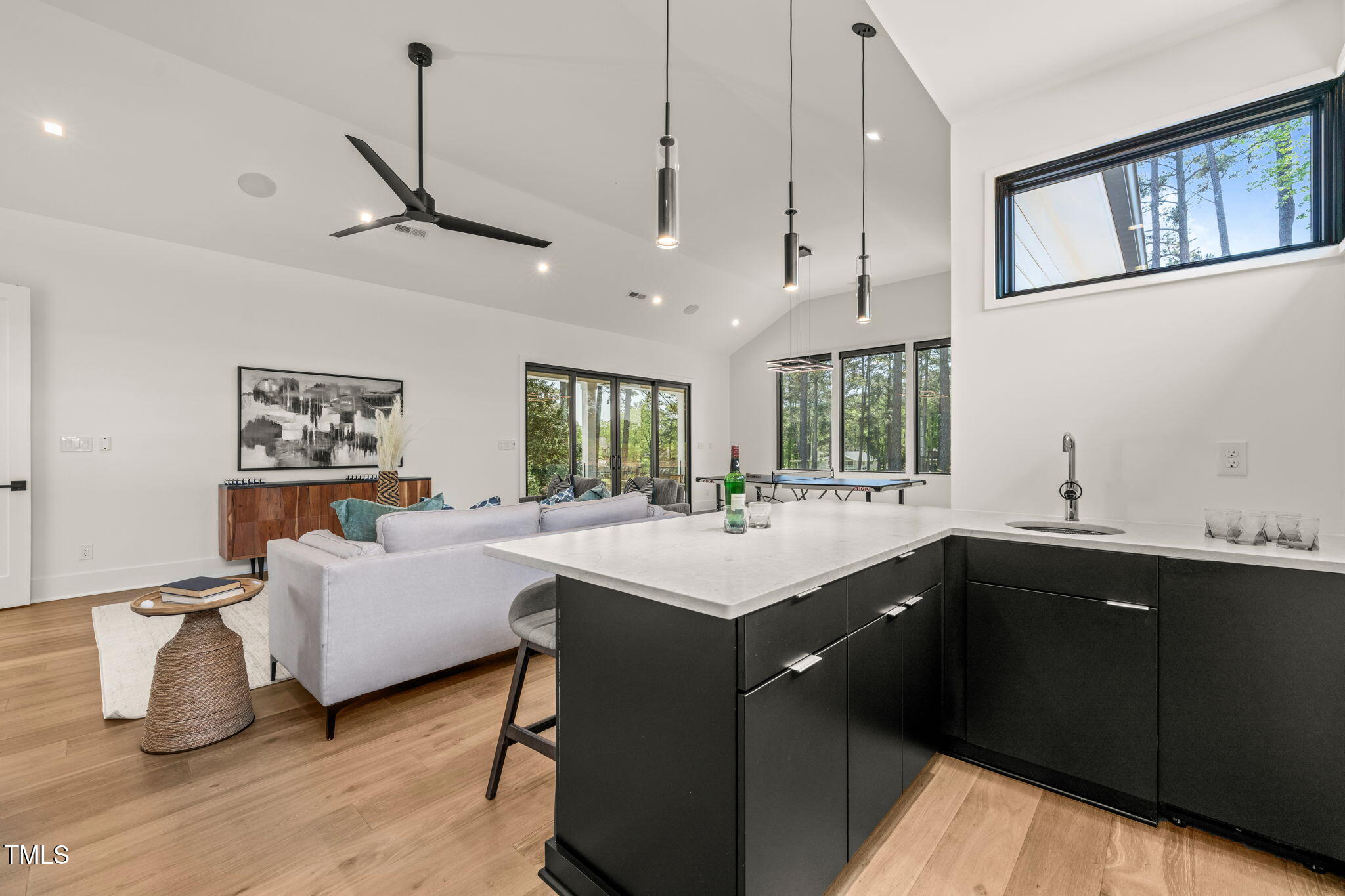 1616 Hunting Ridge Road