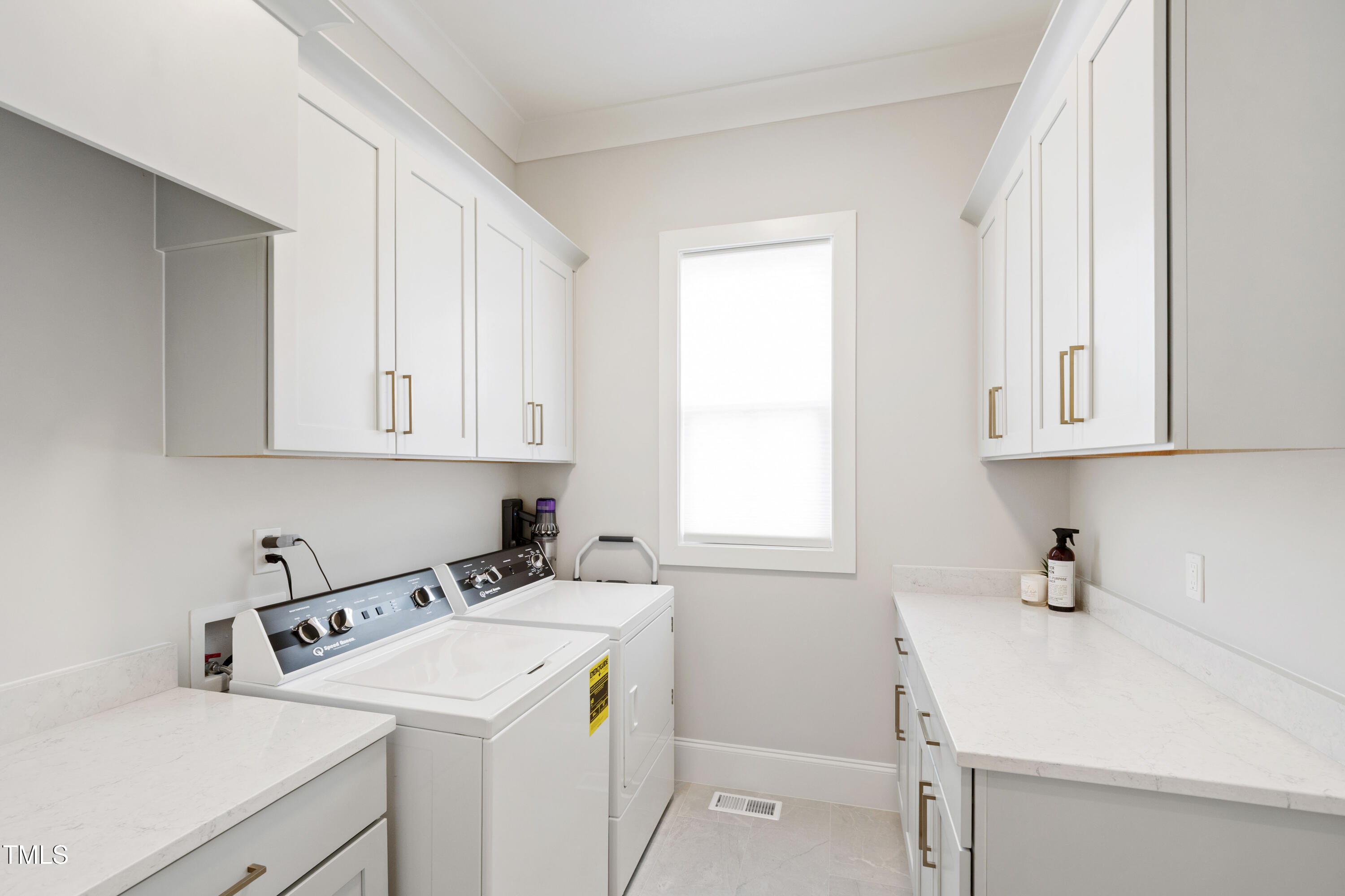 912 Lily Claire Lane