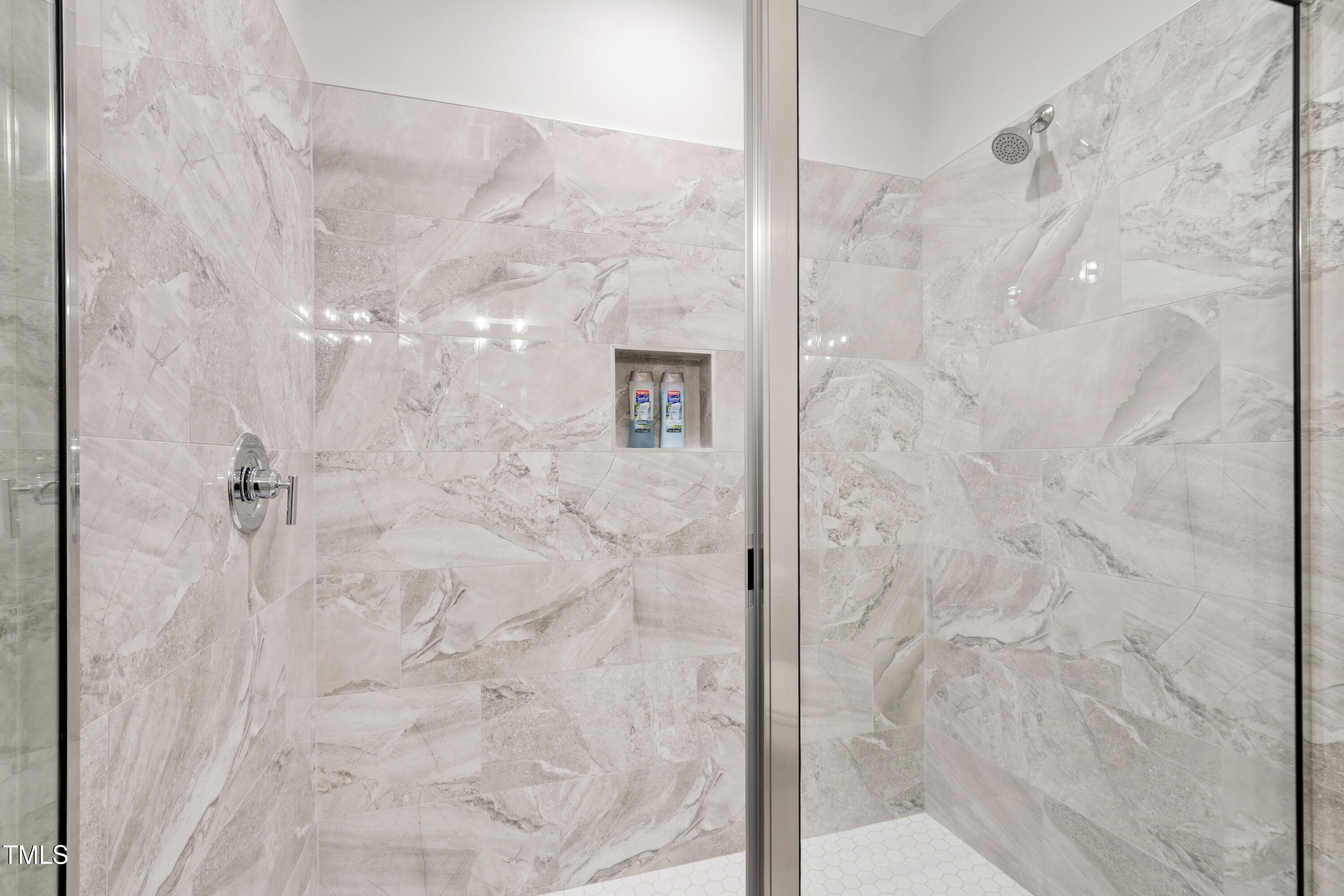 912 Lily Claire Lane