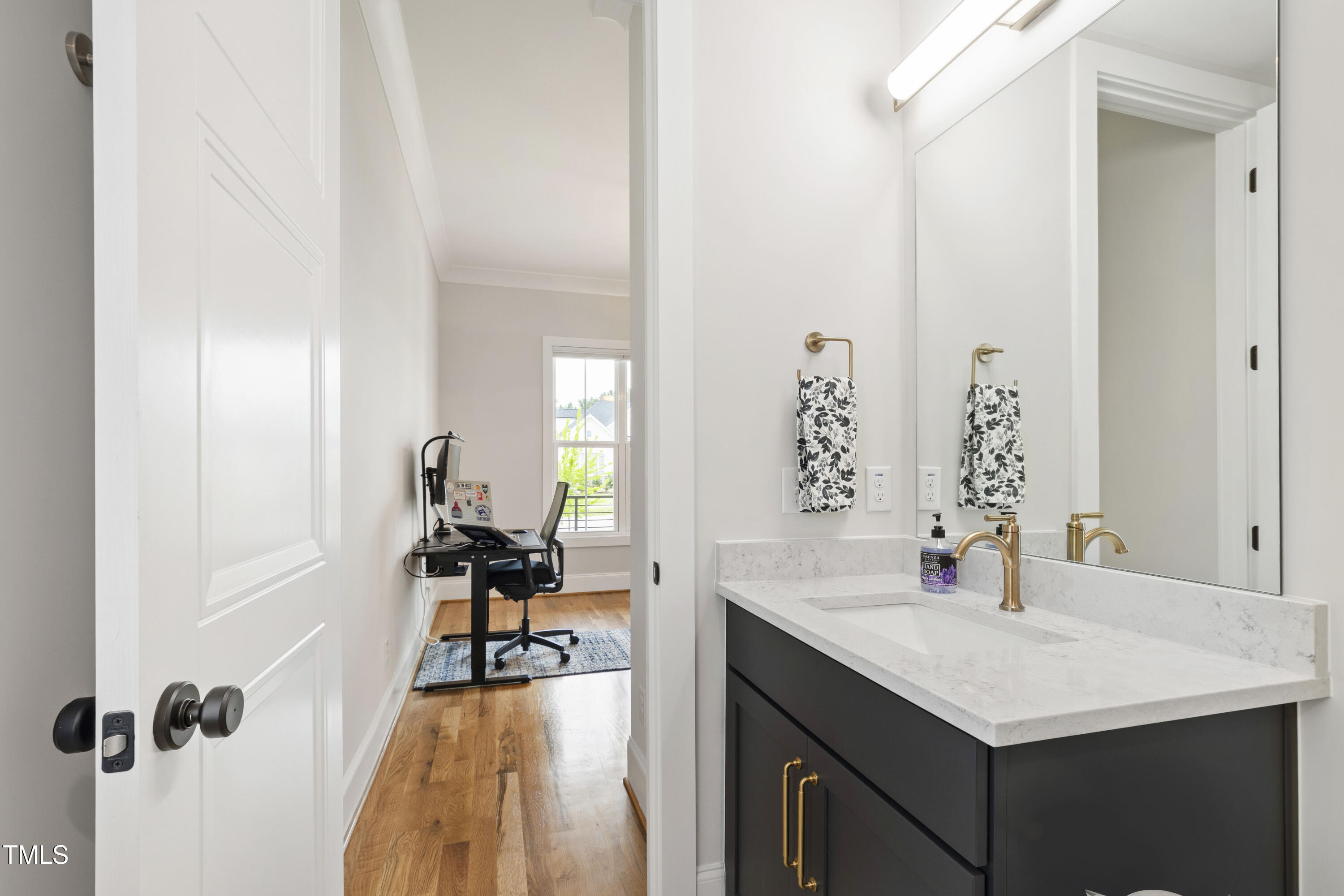 912 Lily Claire Lane