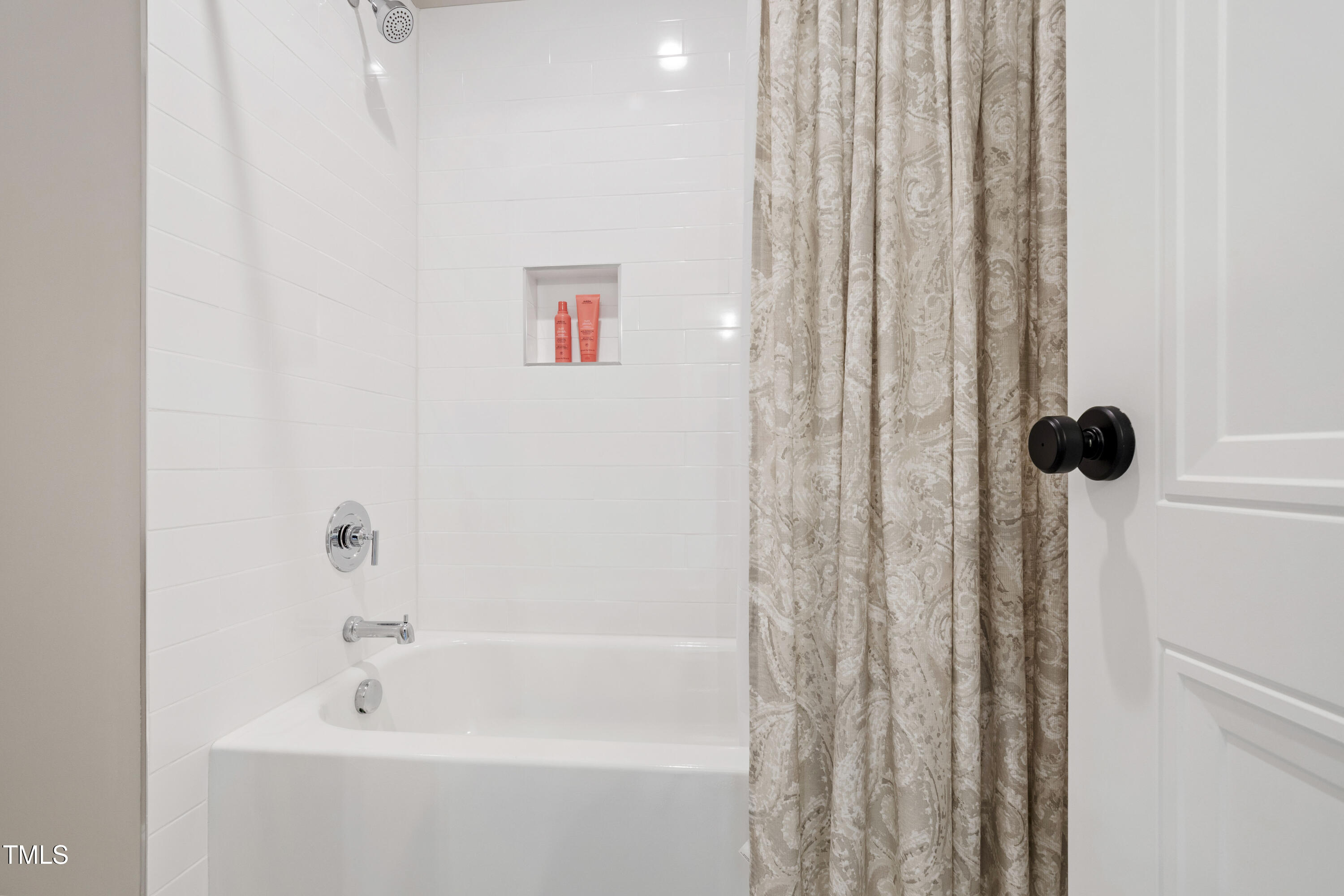 912 Lily Claire Lane