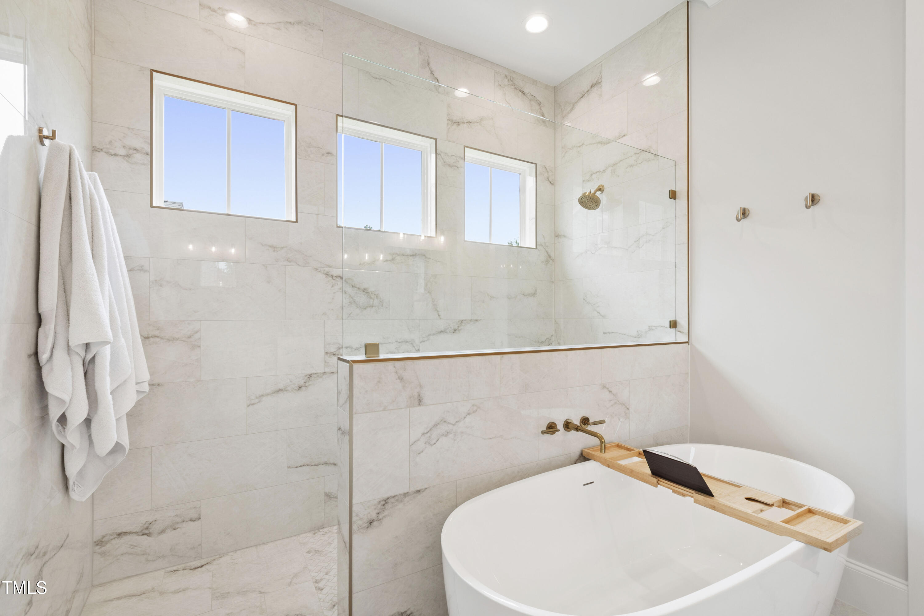 912 Lily Claire Lane