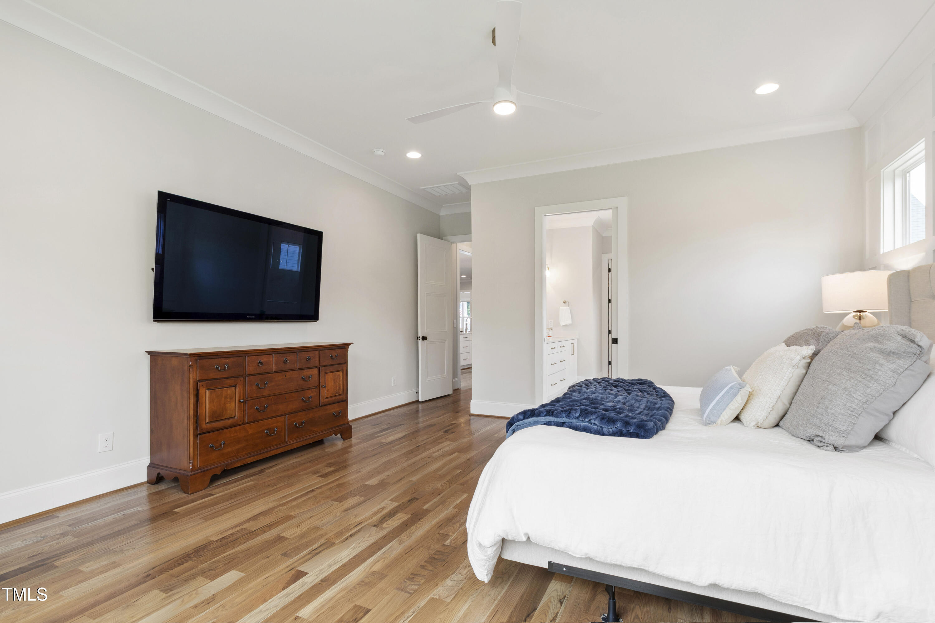 912 Lily Claire Lane