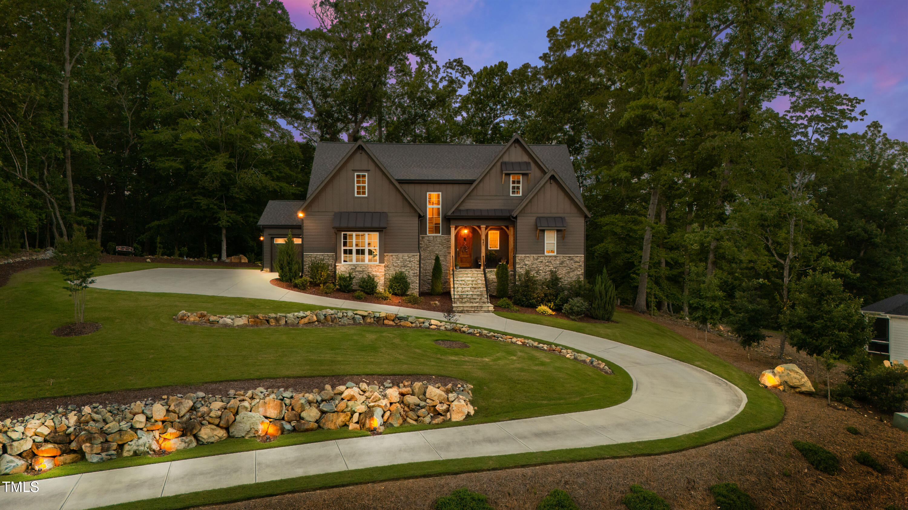 541 Sunset Grove Drive