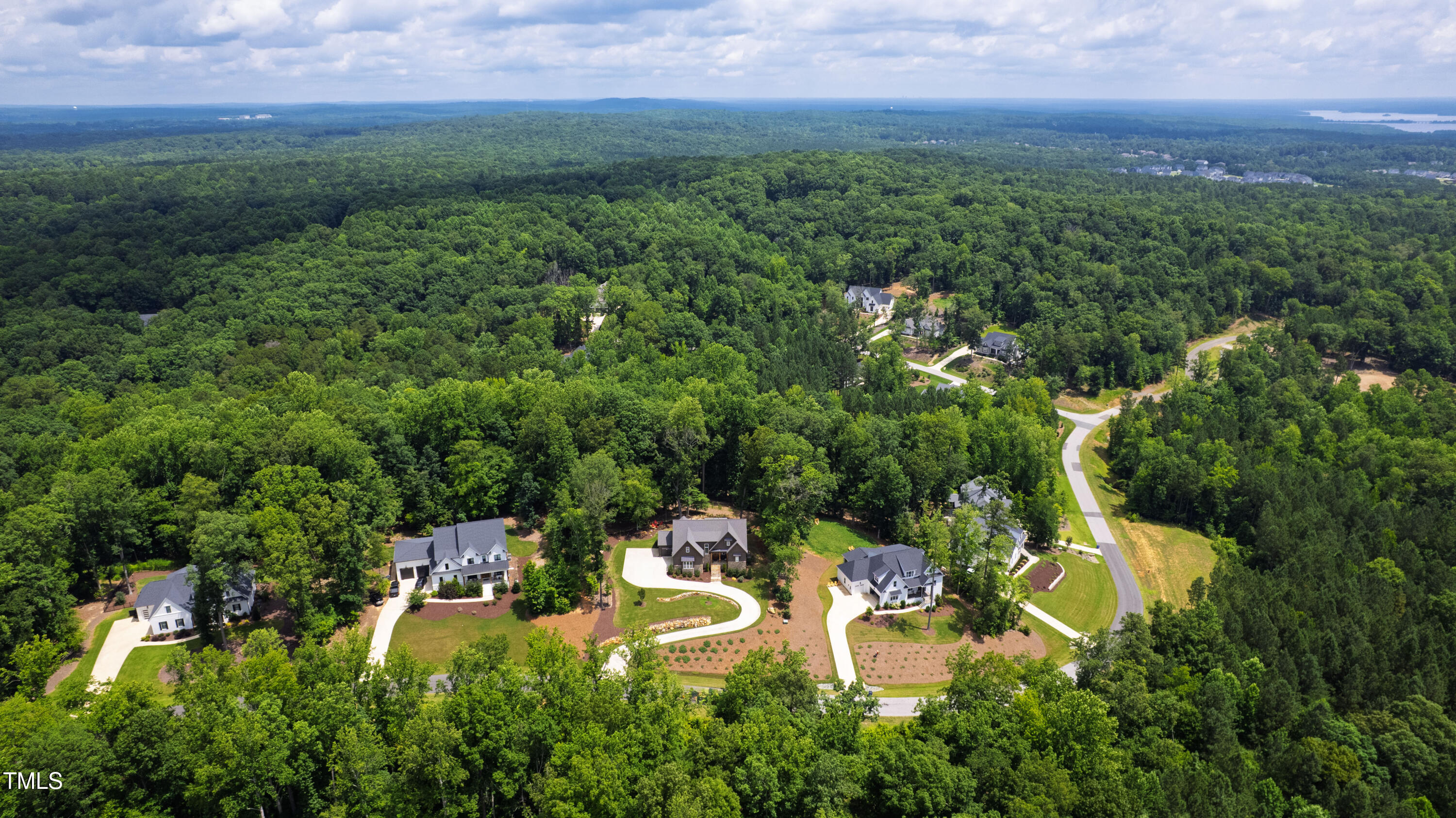 541 Sunset Grove Drive