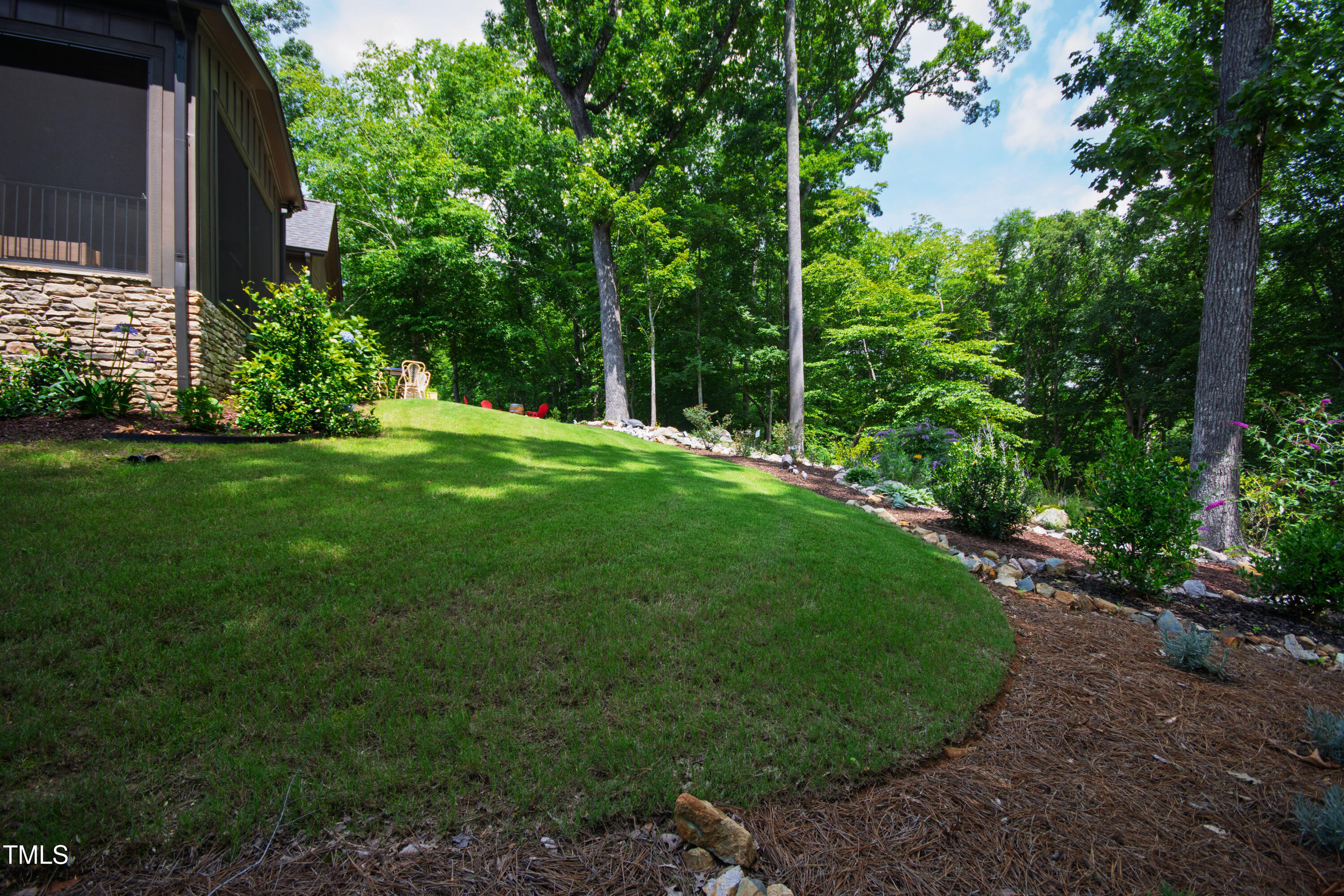 541 Sunset Grove Drive