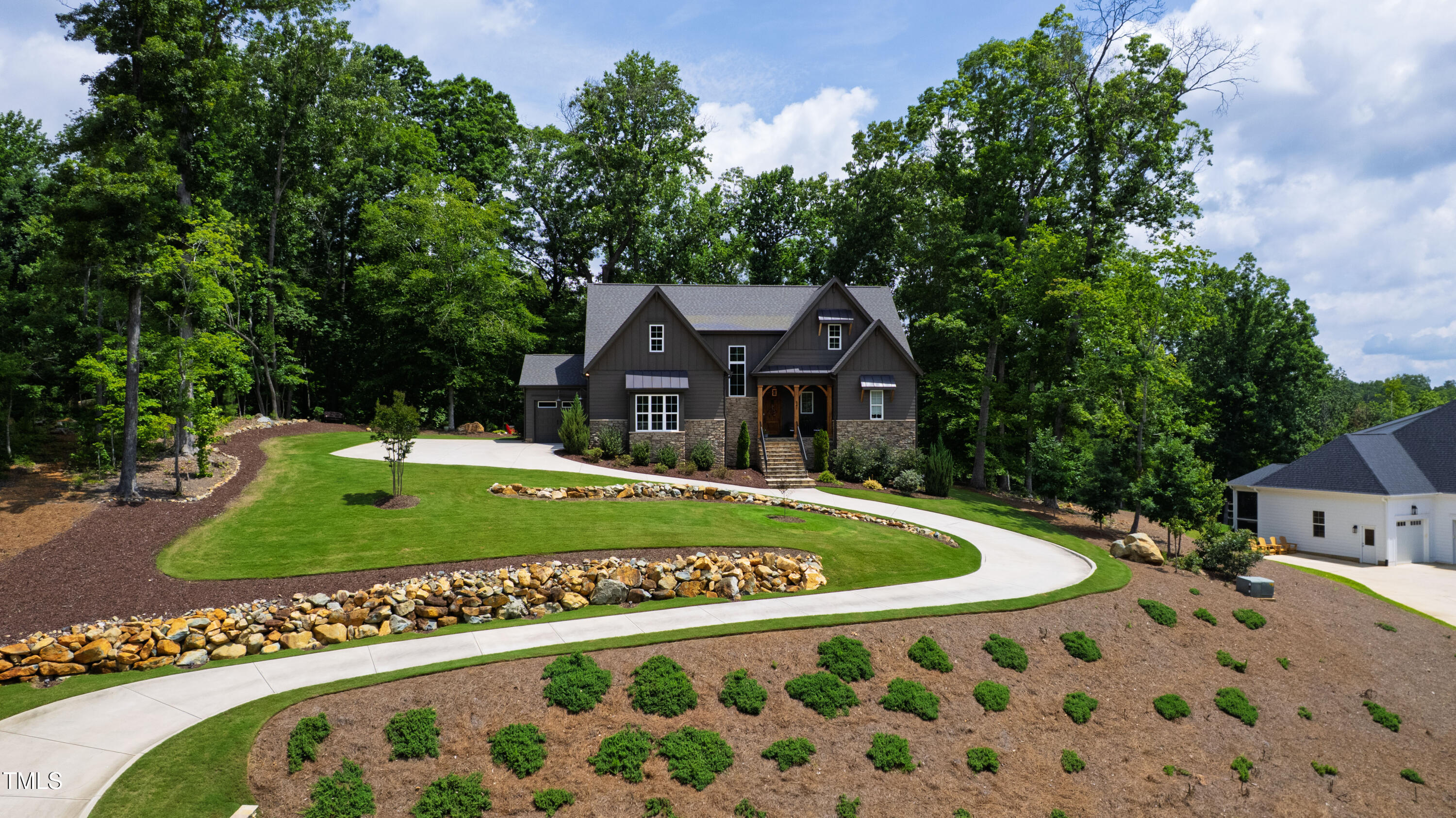 541 Sunset Grove Drive