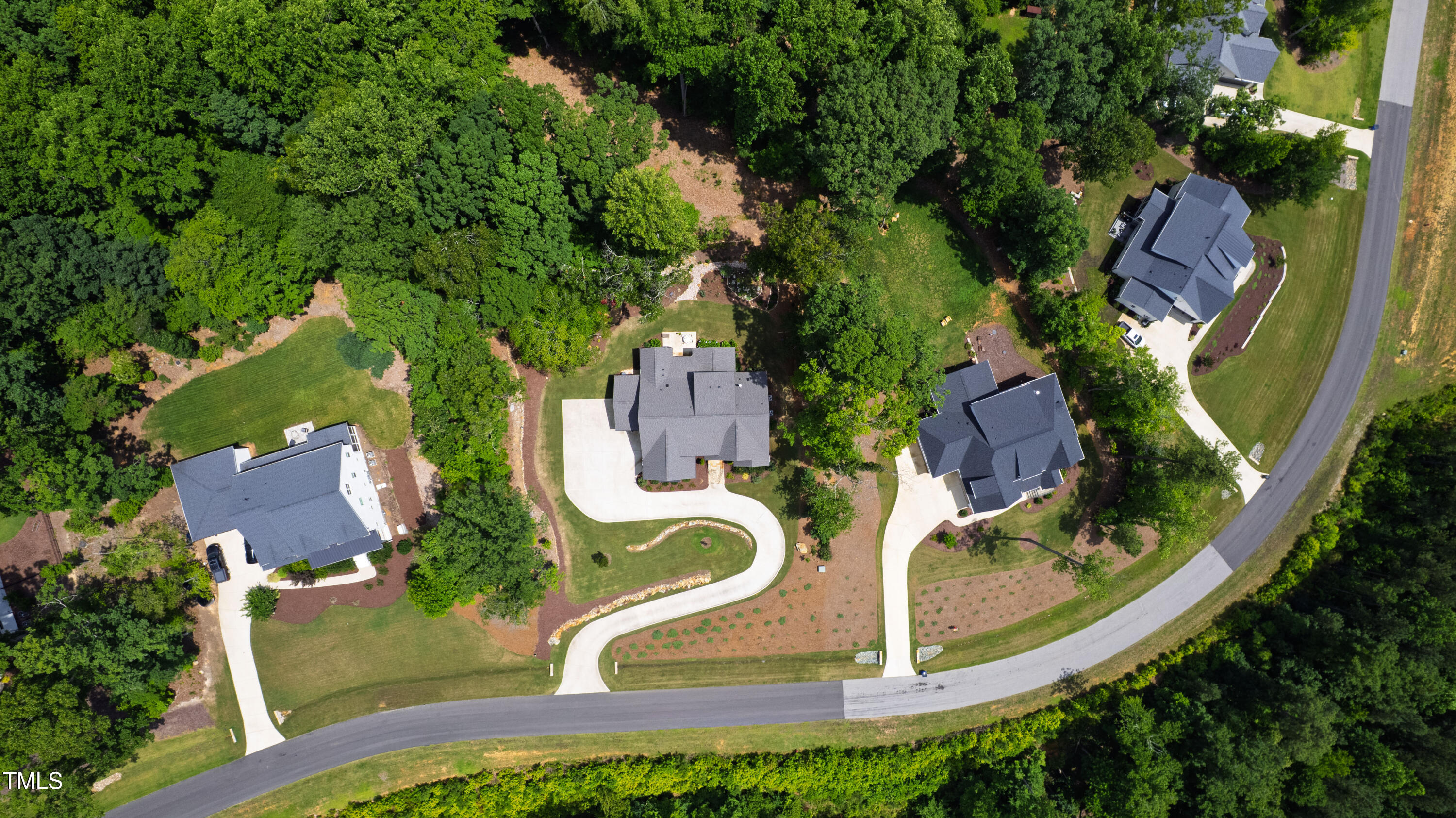 541 Sunset Grove Drive