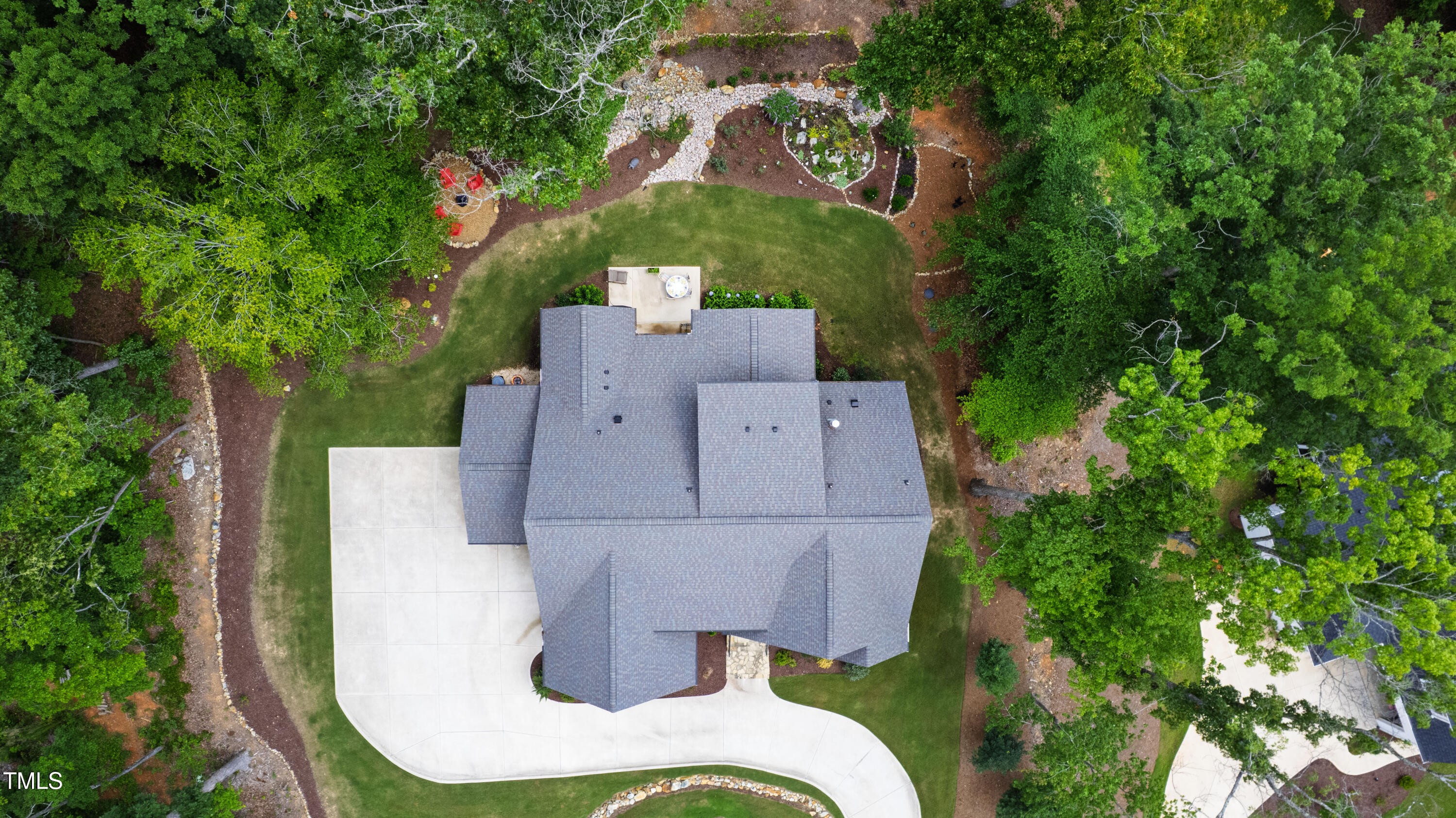 541 Sunset Grove Drive