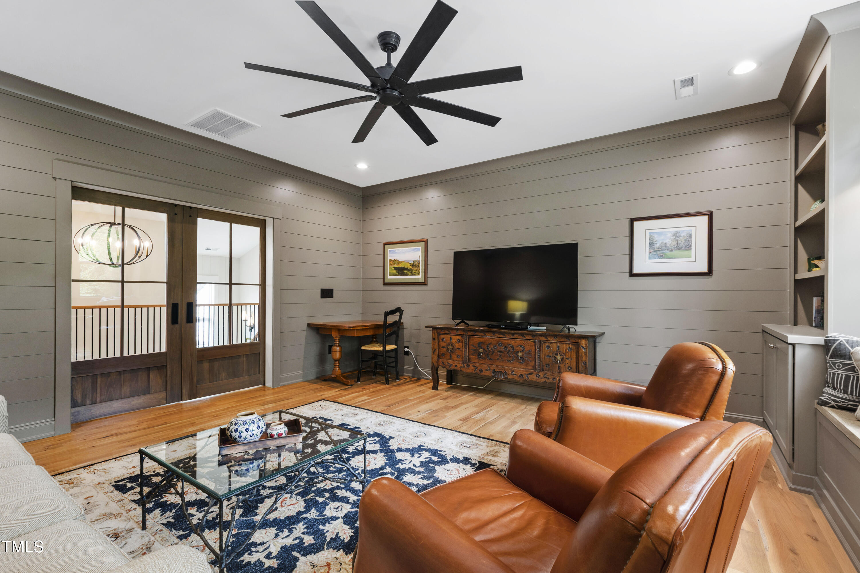 541 Sunset Grove Drive
