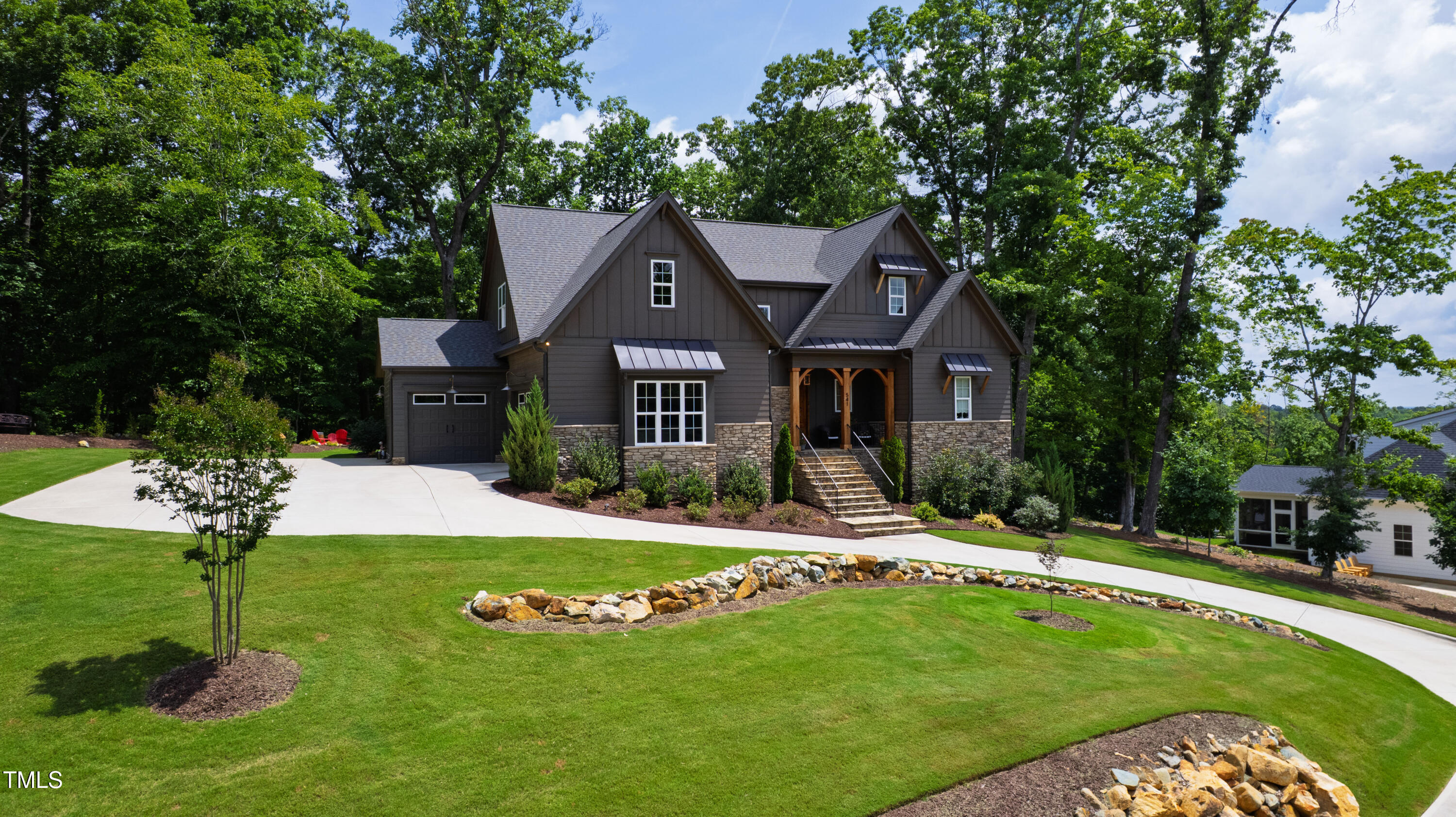 541 Sunset Grove Drive