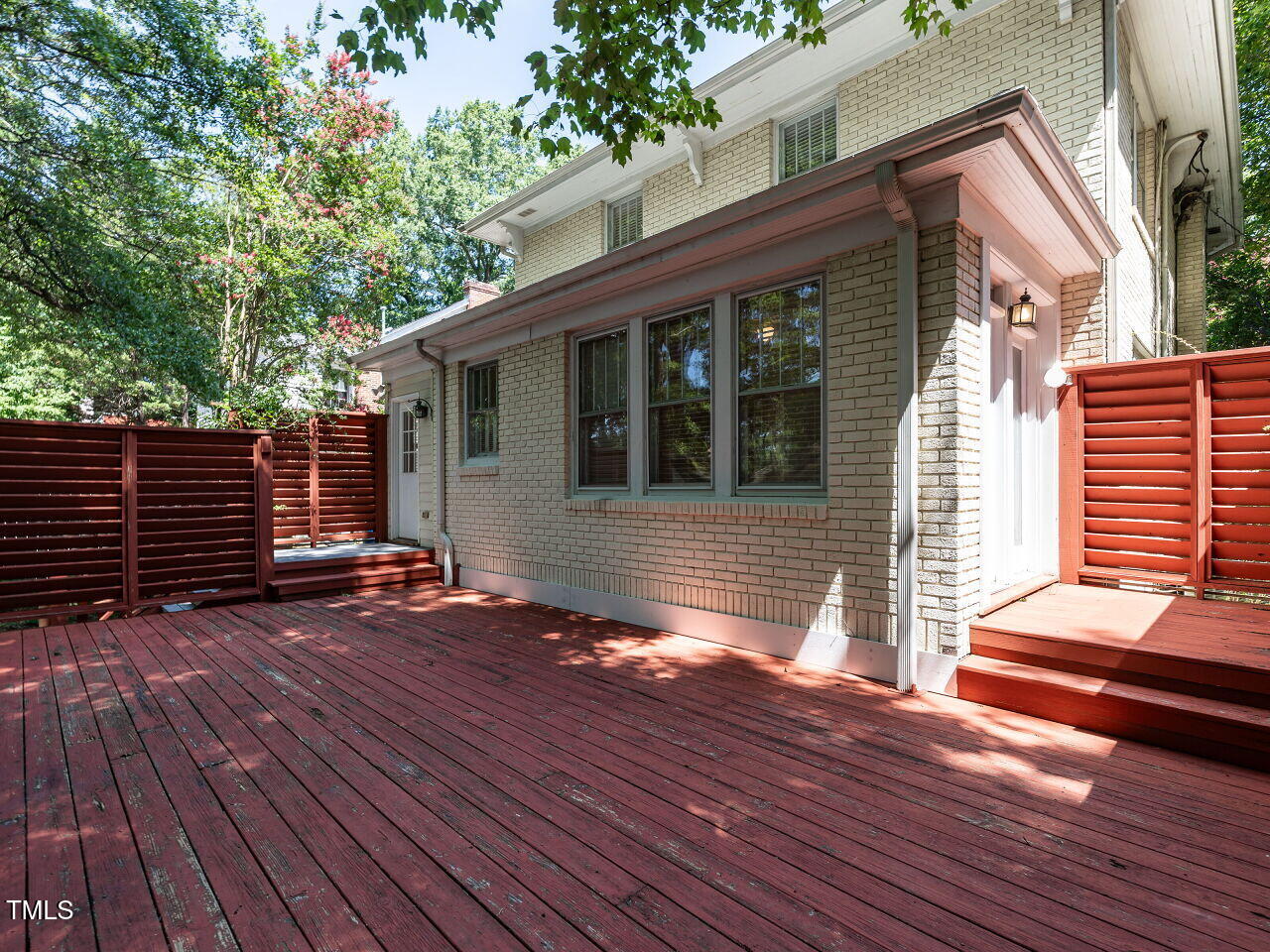 2715 Vanderbilt Avenue
