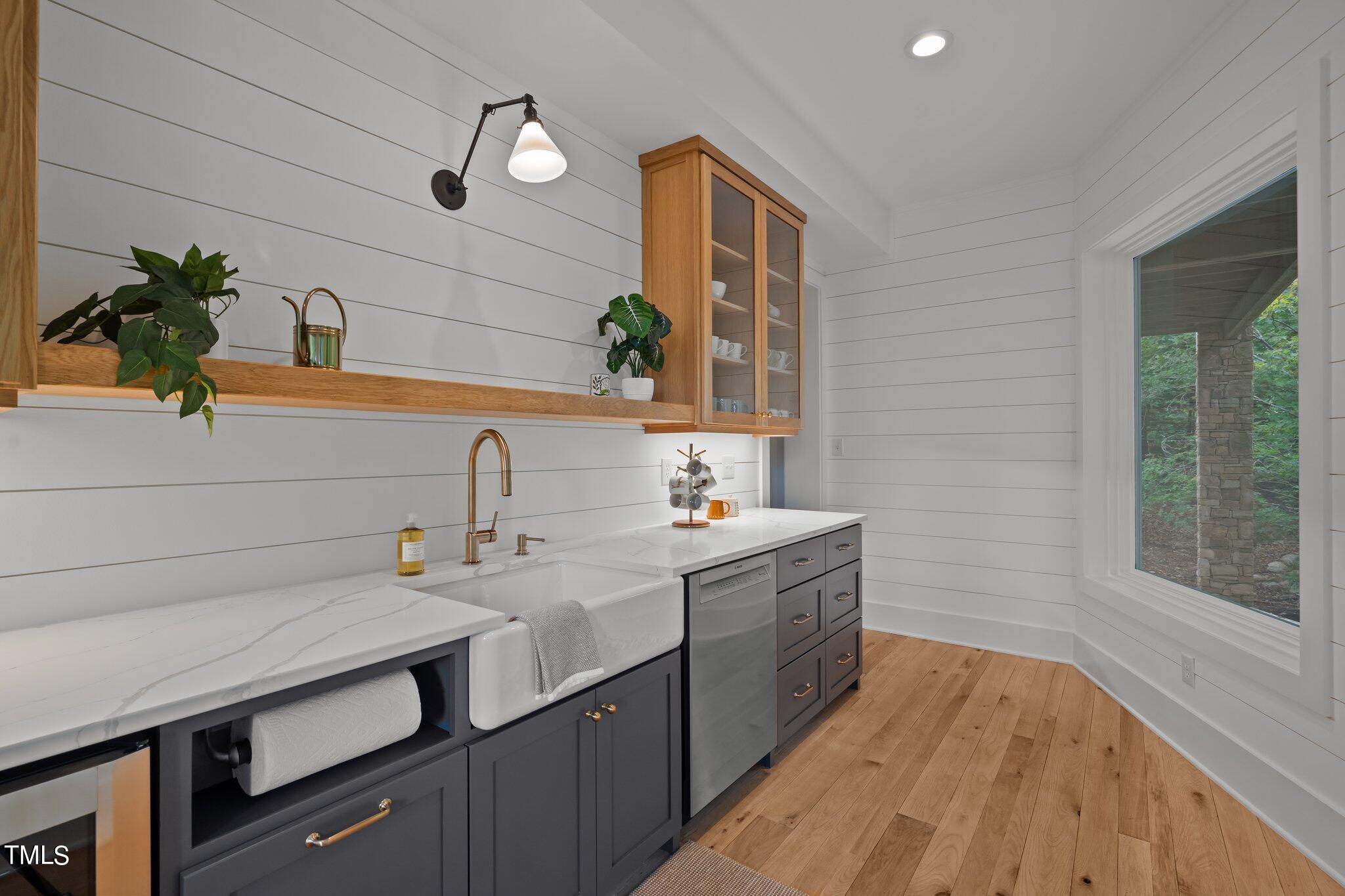 32430 Archdale