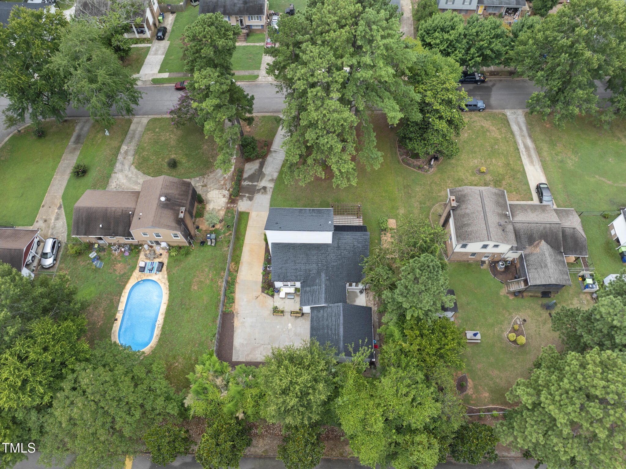 1409 Lions Way