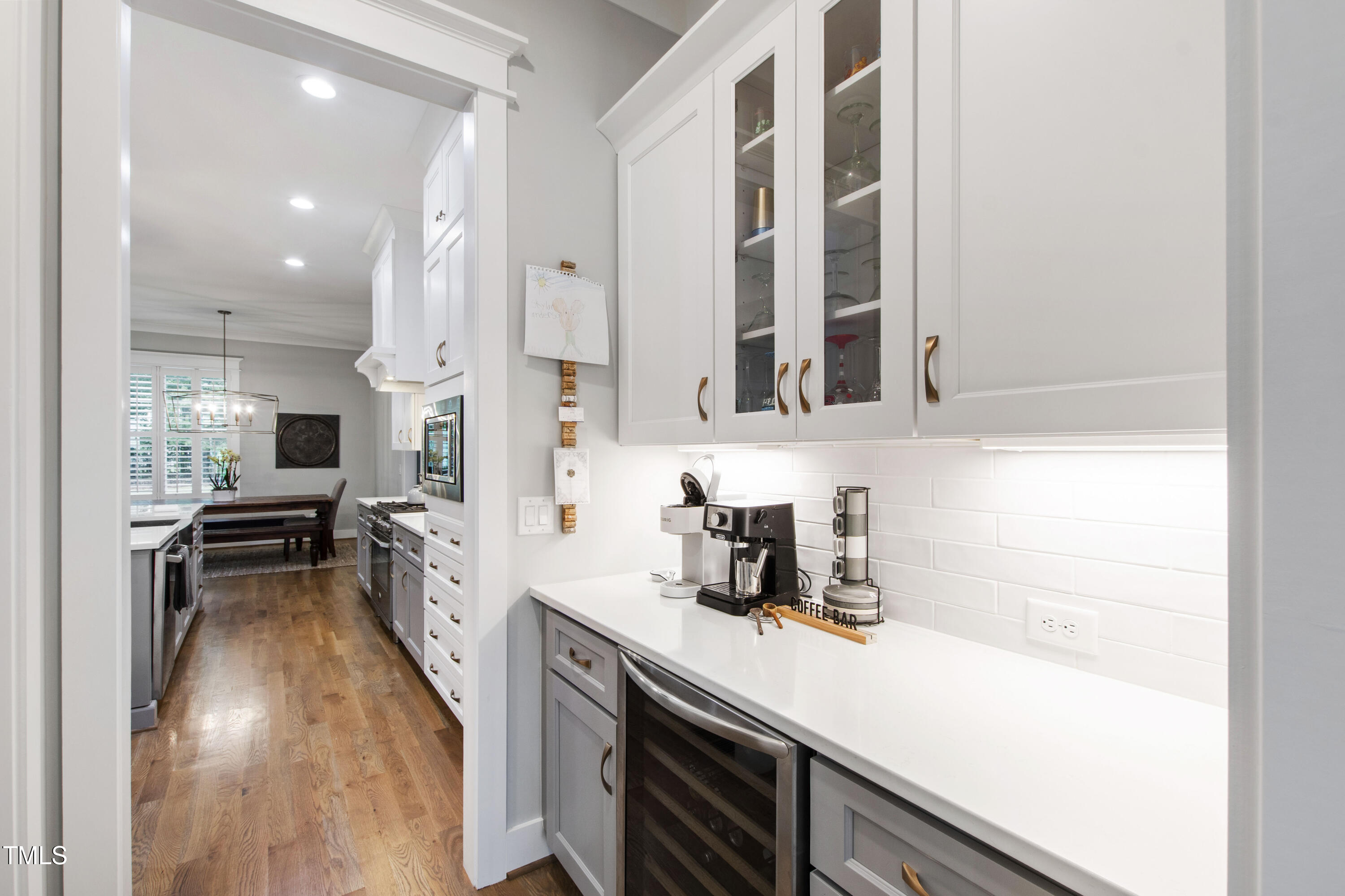 713 Brownwich Street