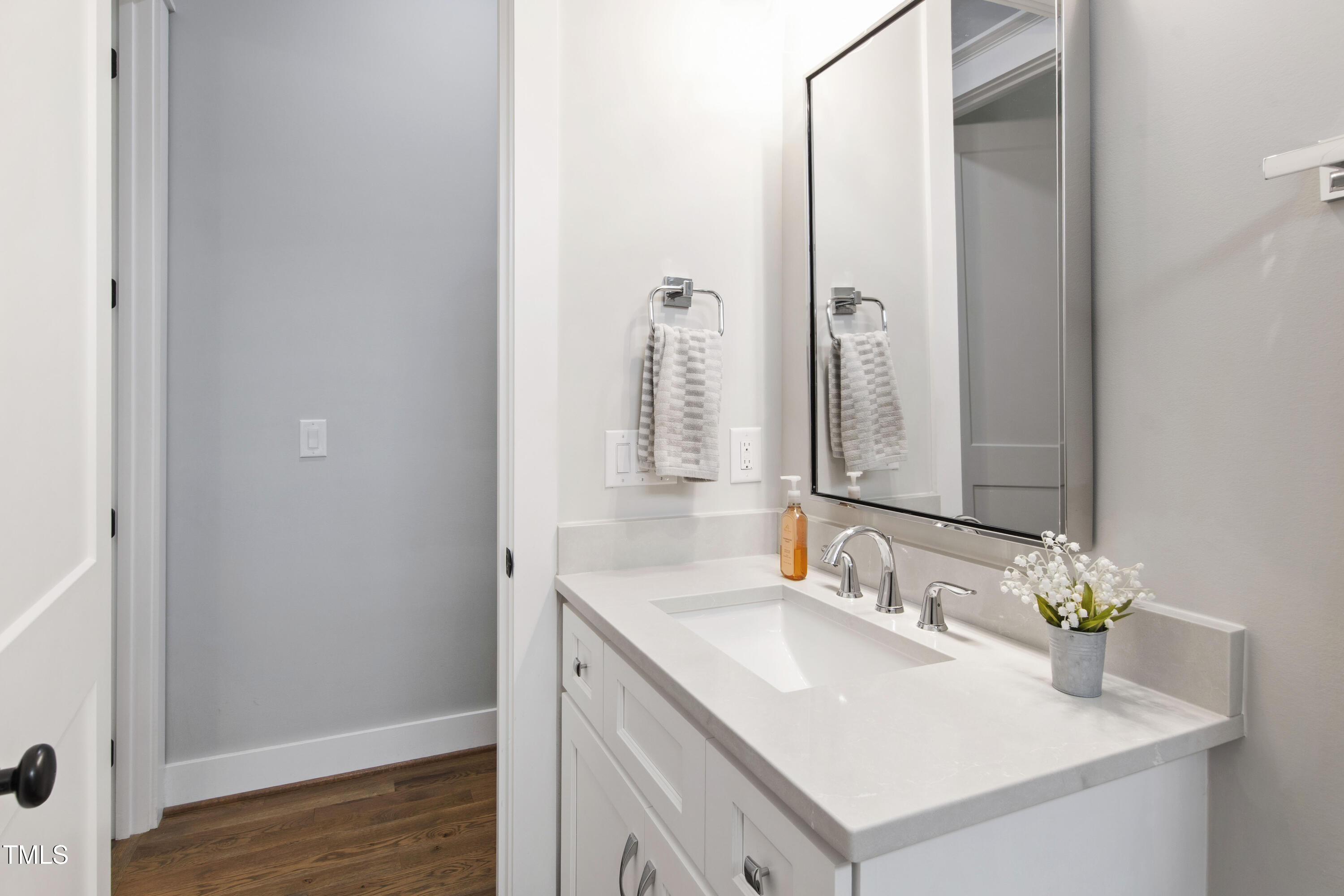 713 Brownwich Street