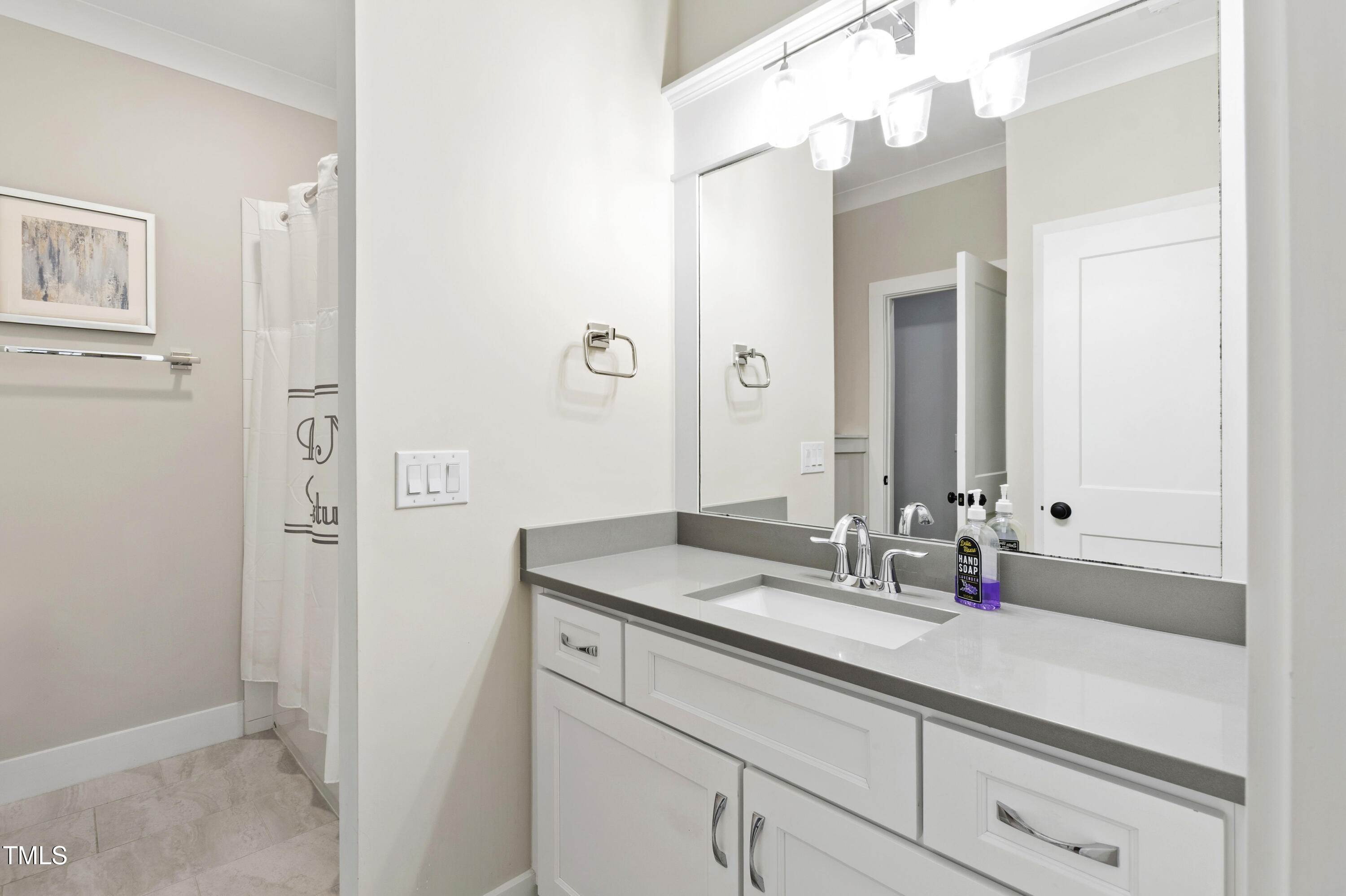 713 Brownwich Street