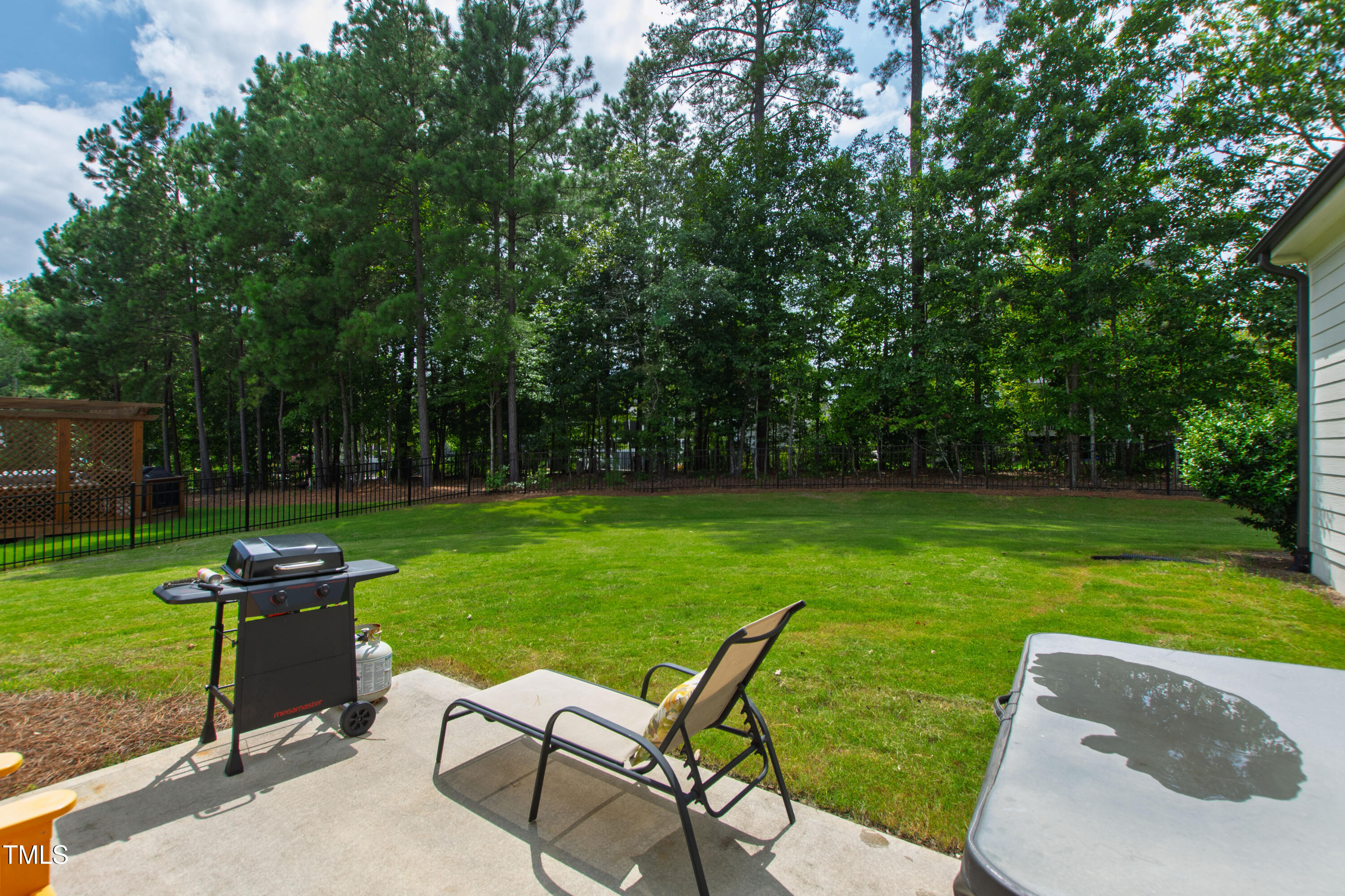 713 Brownwich Street