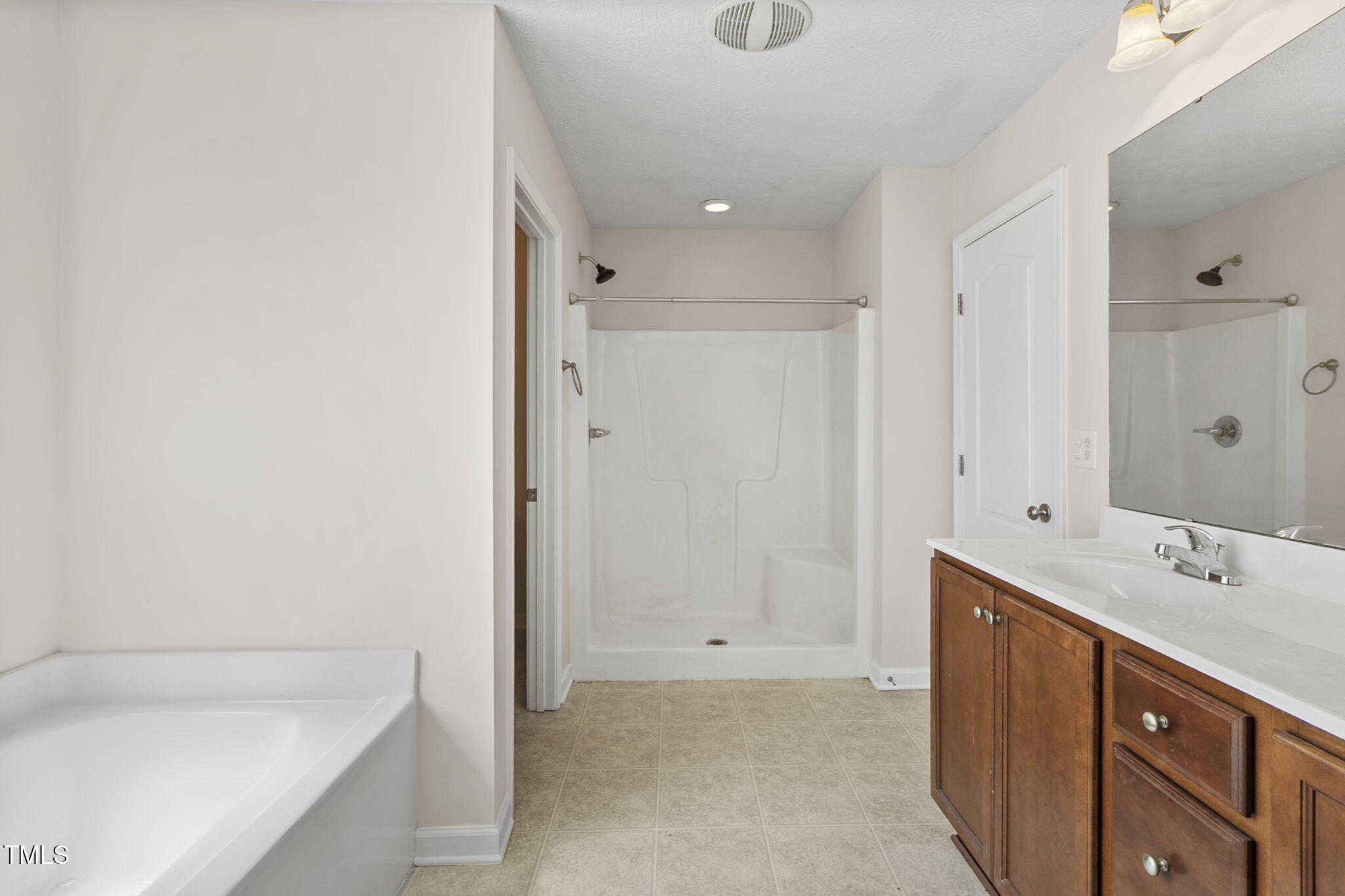 2153 Hunting Bow Drive