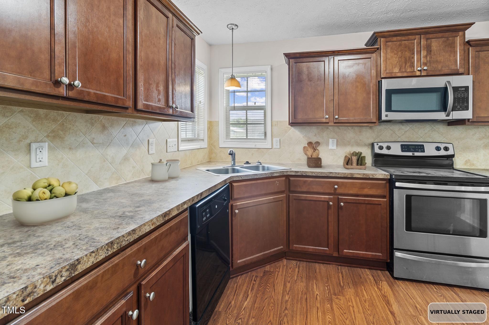 2153 Hunting Bow Drive
