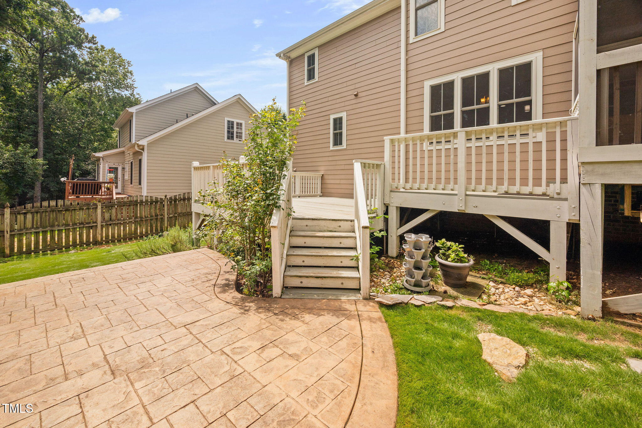 1212 Applethorn Drive