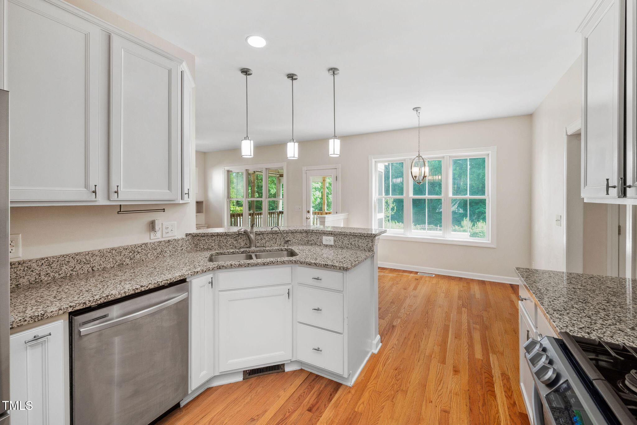 1212 Applethorn Drive