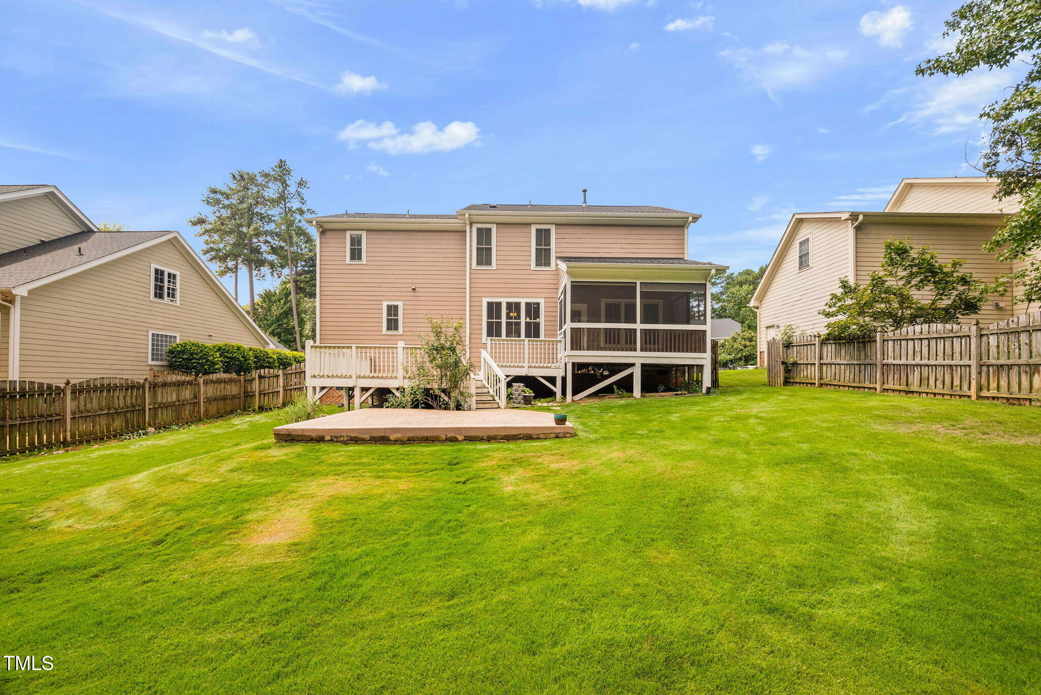 1212 Applethorn Drive