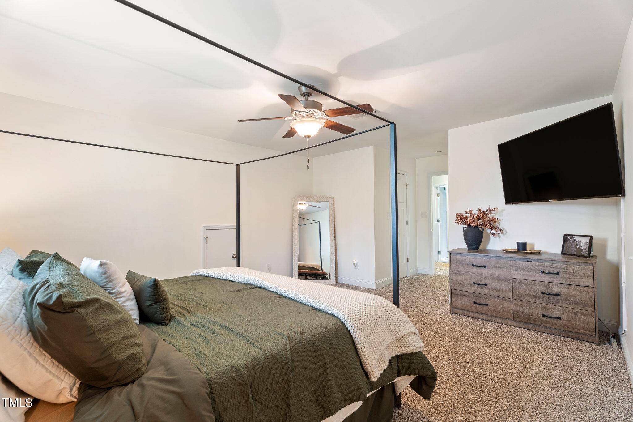 121 Driver Court