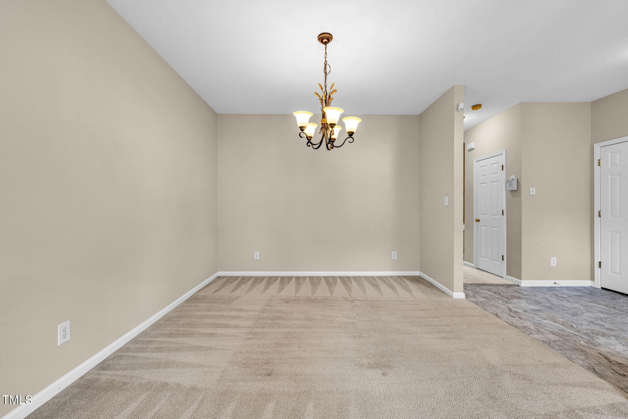 2737 Andover Glen Road