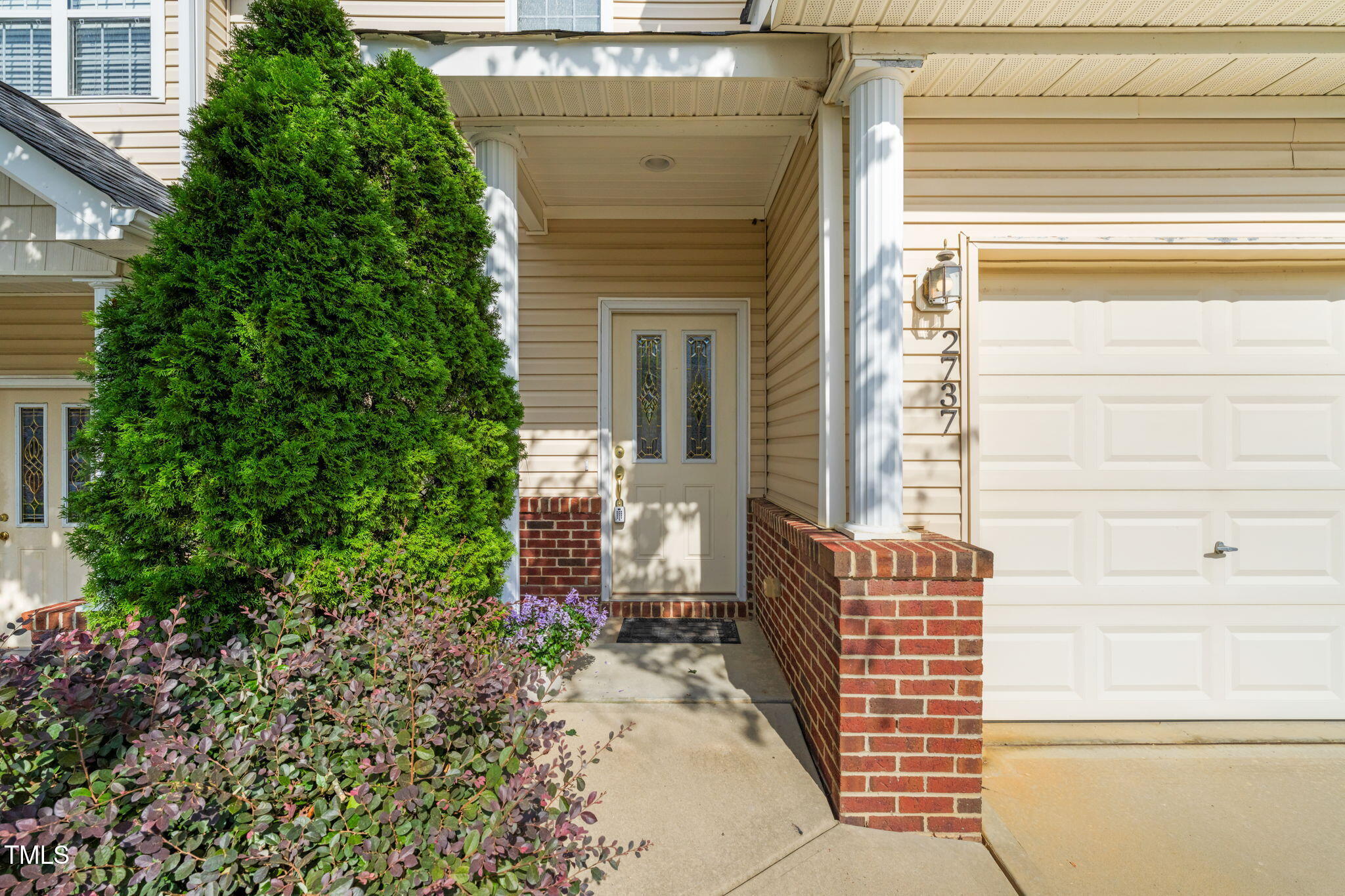 2737 Andover Glen Road