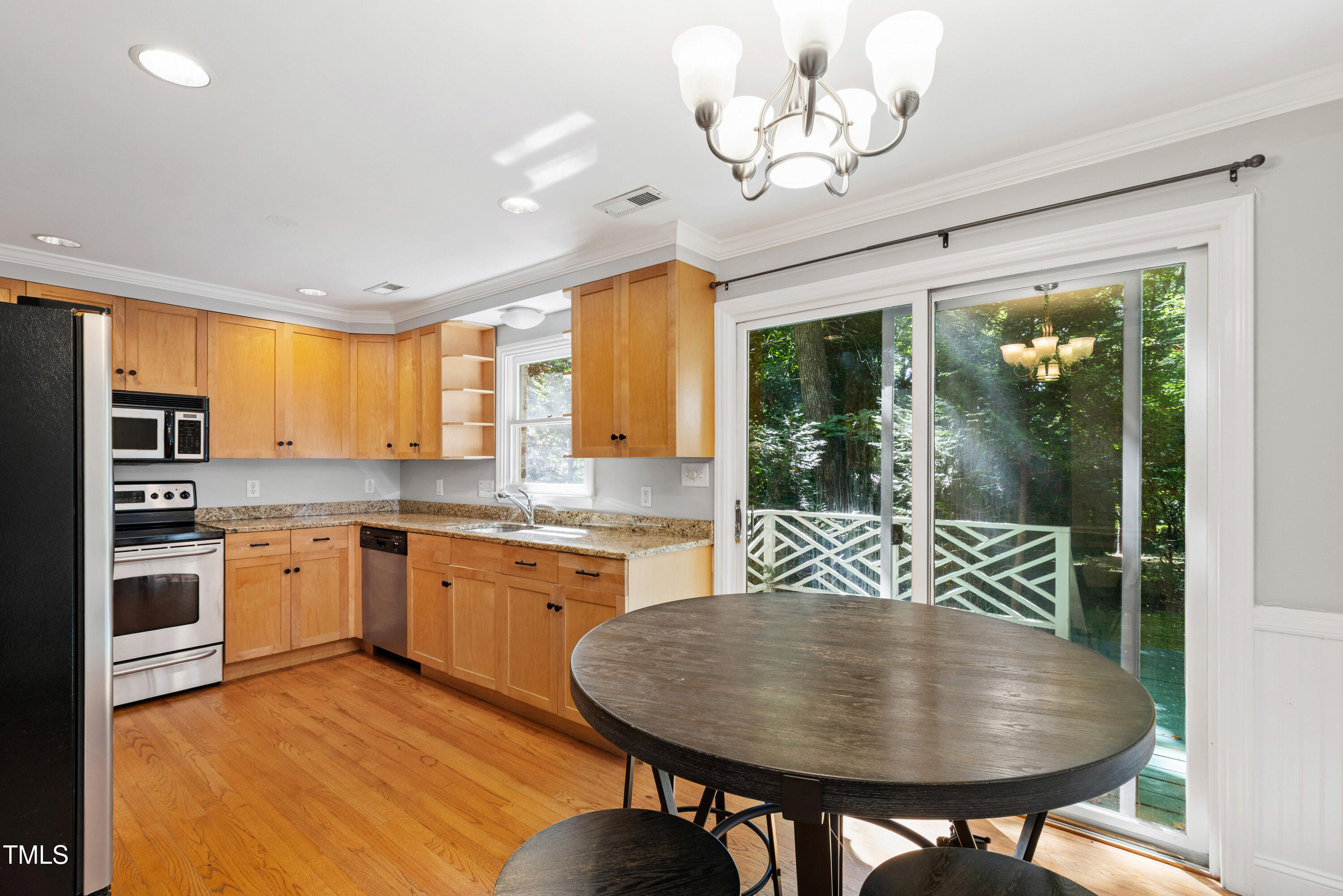 409 Smith Avenue # 102