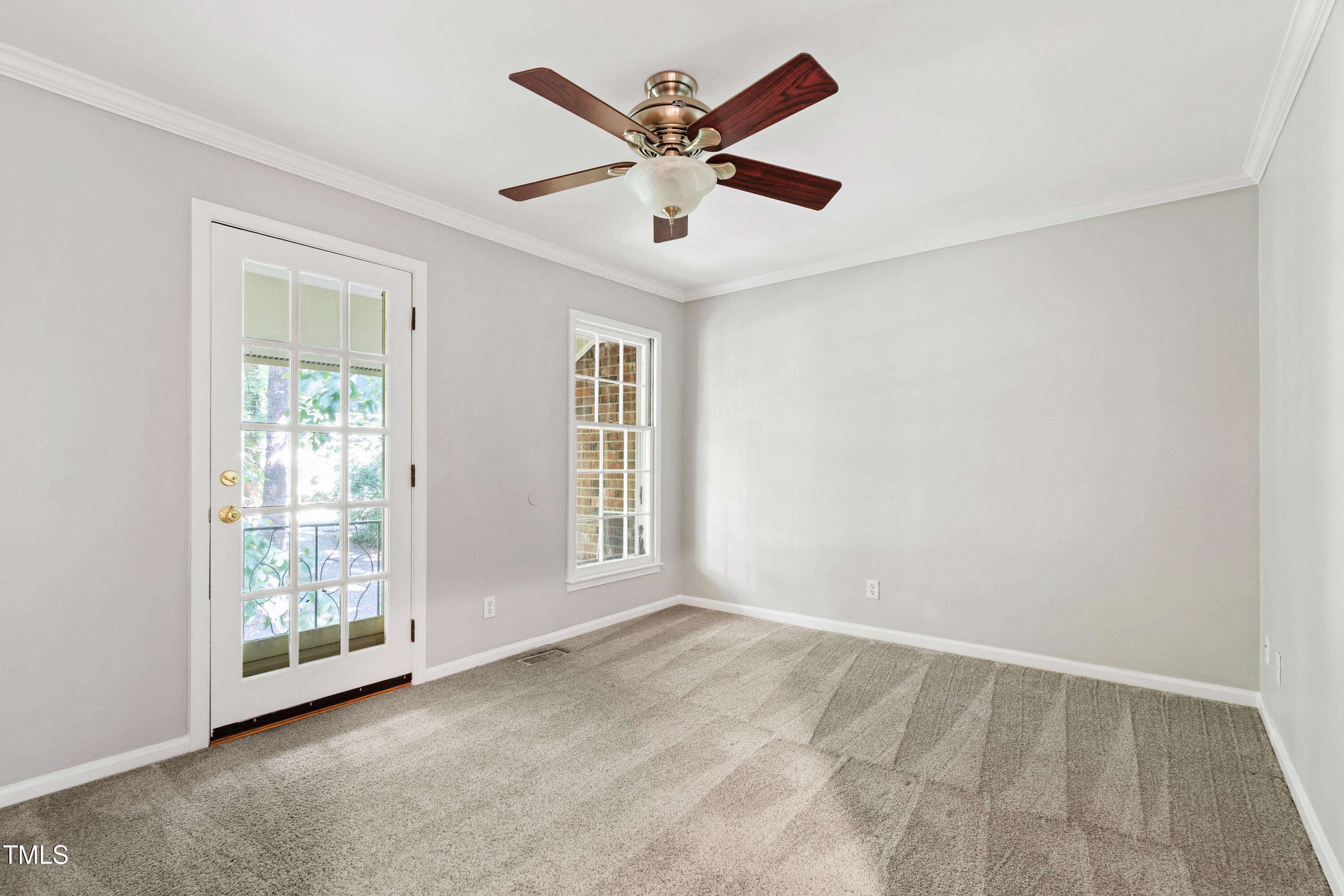 409 Smith Avenue # 102