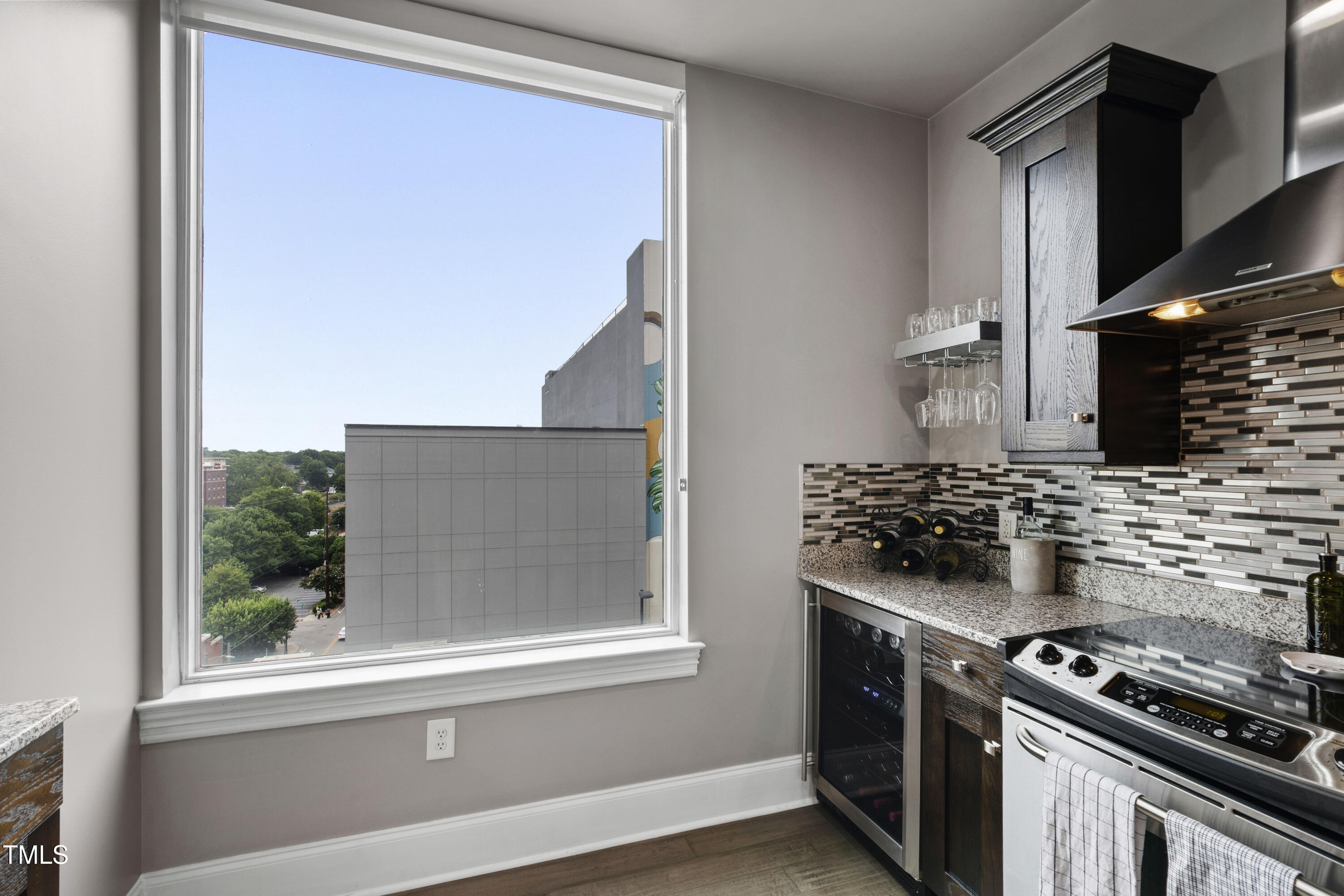 400 W North Street # 610