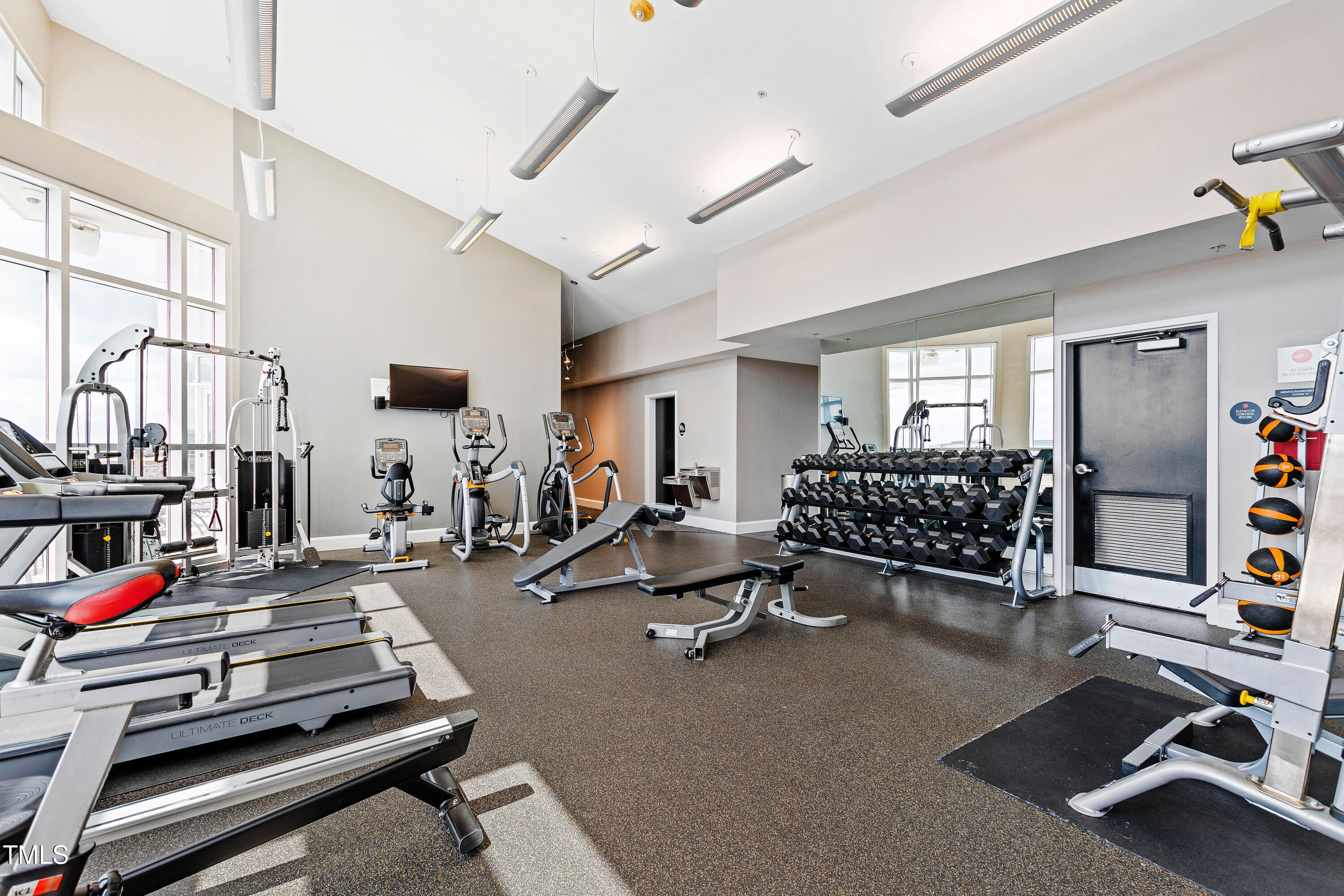 400 W North Street # 610